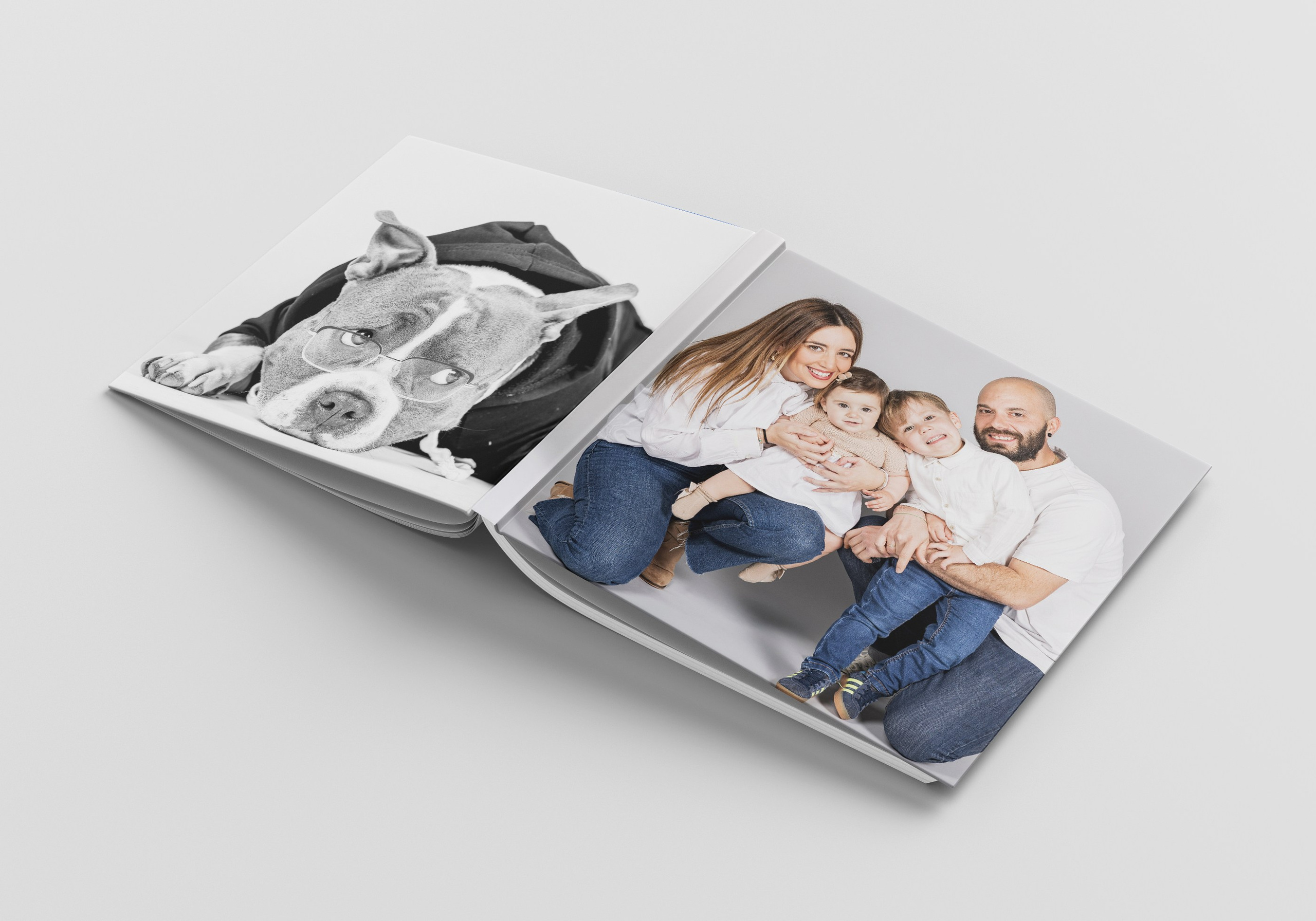 📸 ¡50% de Descuento en Sesiones de Pareja, Familia y Mascota durante la Feria Torrestock 2025!. Rainbox Estudio de Fotografía