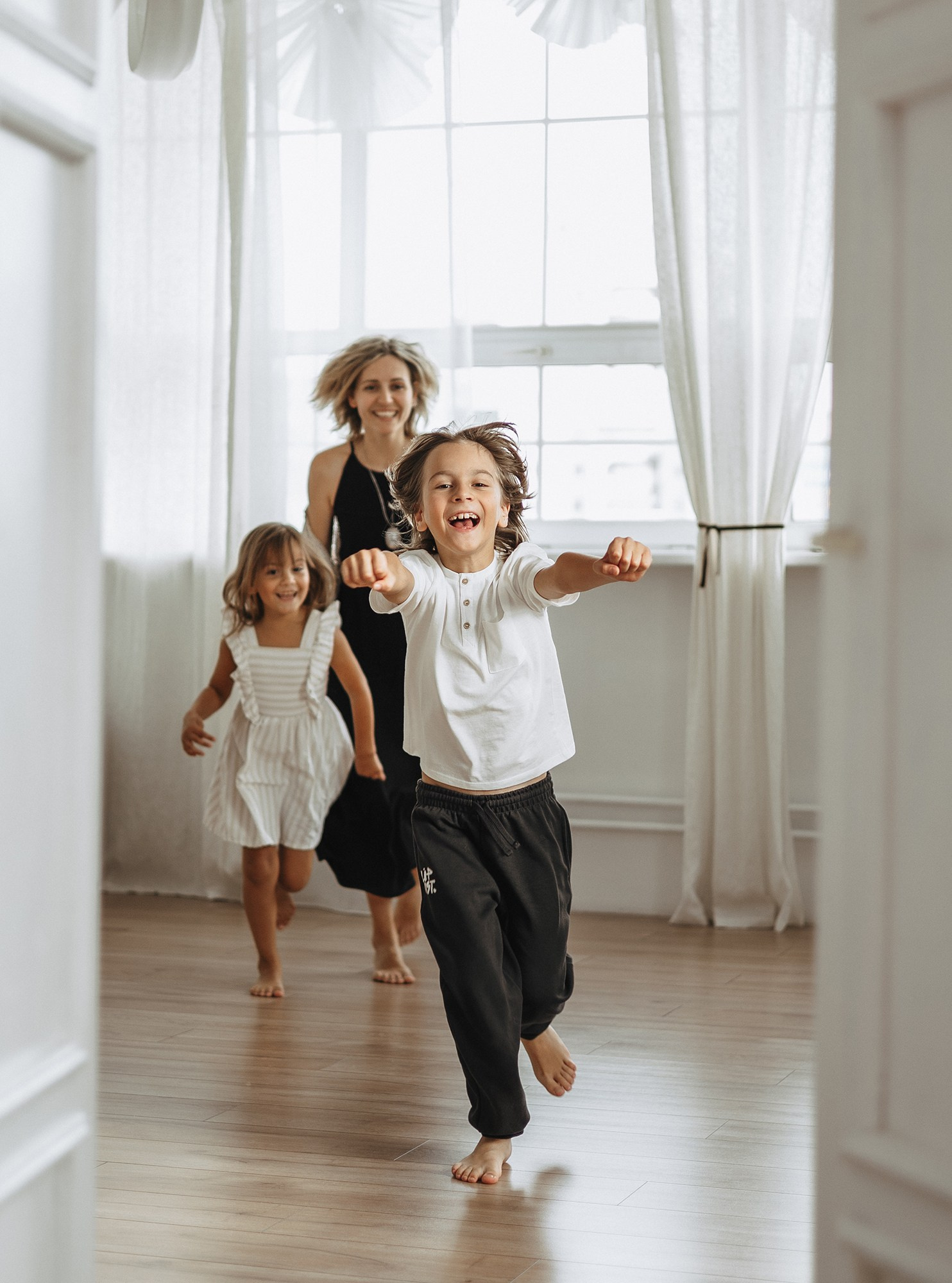 Contact. Ksenia Saulnier Photographie — Photographe de famille, grossesse et nouveau-né à Grenoble et dans l’Isère