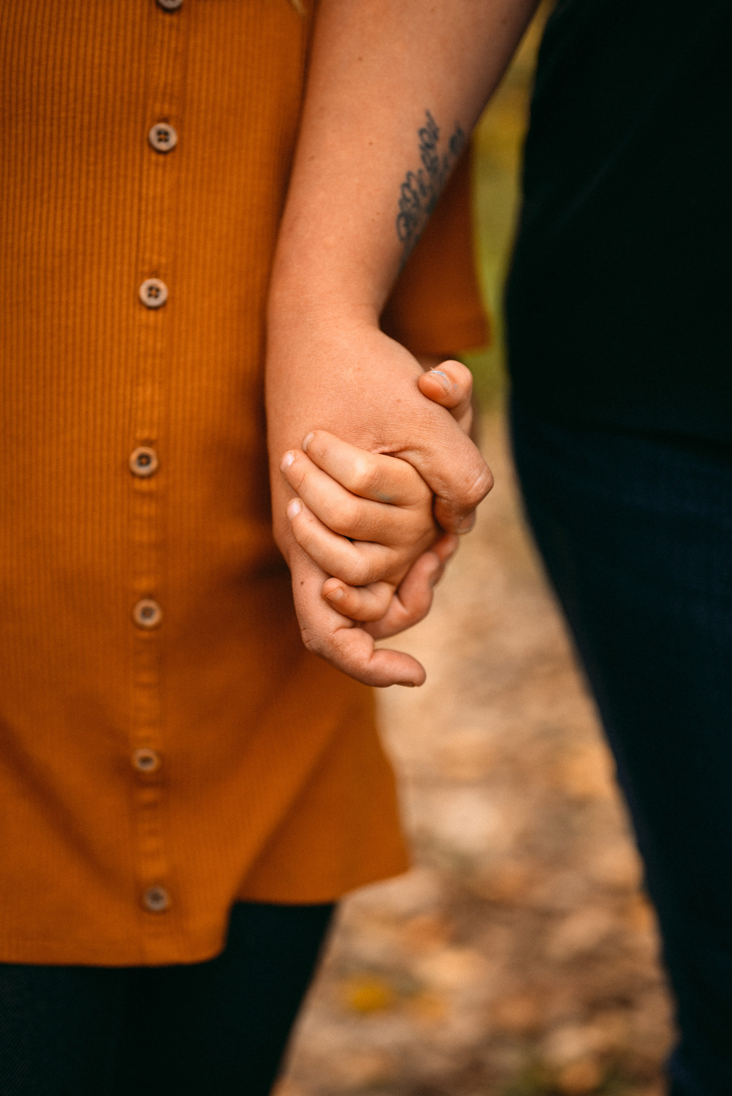 Fall family shoot in Sherwood Forest Park in Ashwaubenon. Green Bay Family Photographer — Ilia Bordiugov Photography