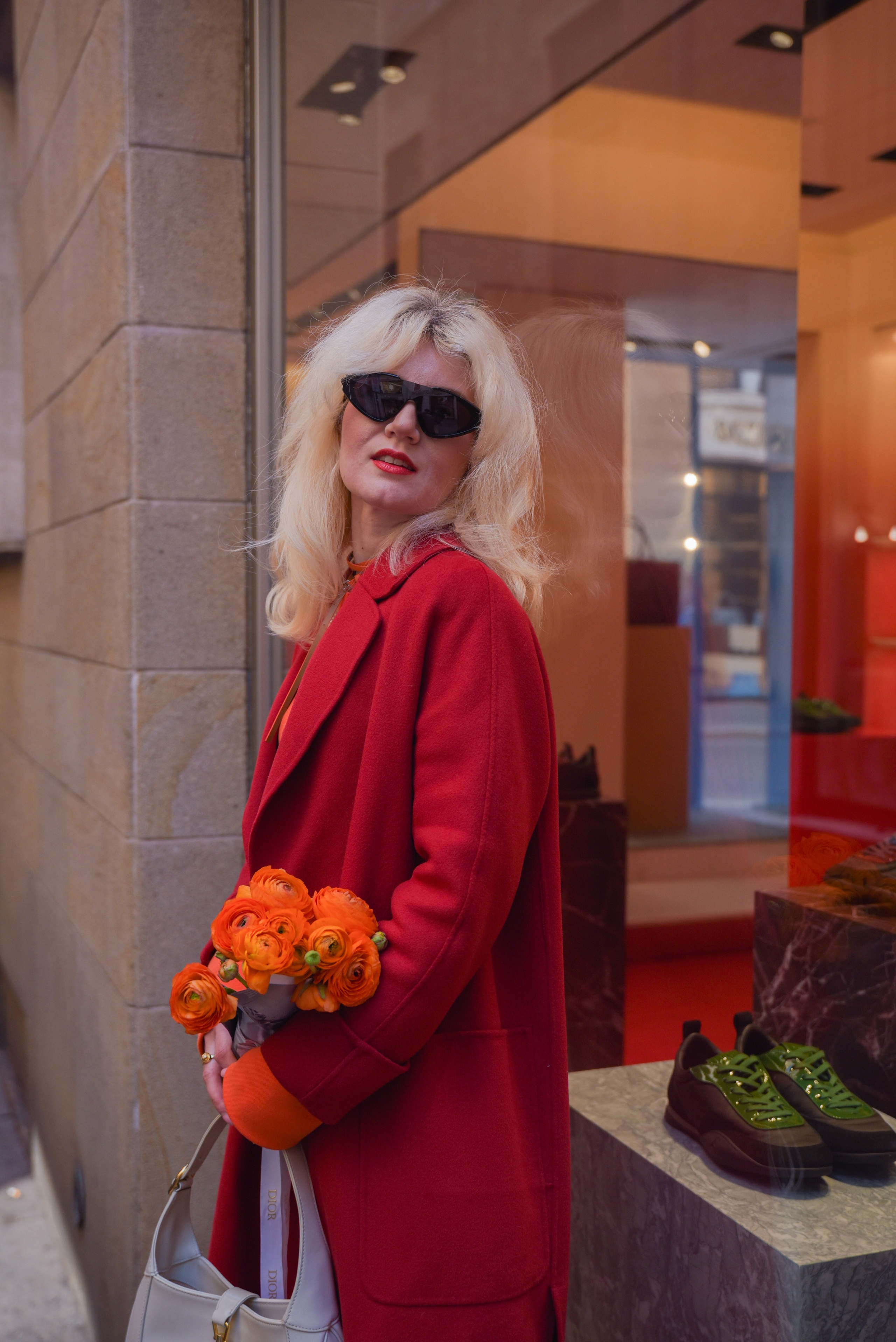 SERVIZIO FOTOGRAFICO PER SE STESSA E PER CONTENUTI DI LAVORO DELLA PAGINA INSTAGRAM