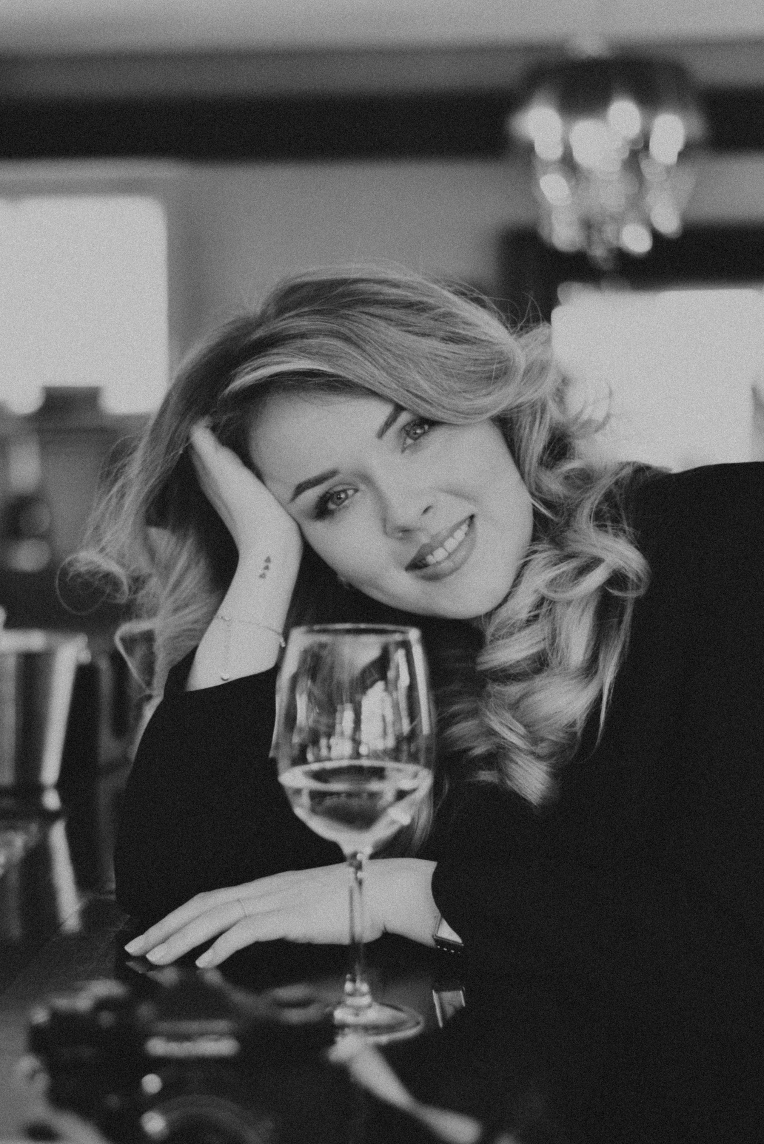 Într-o lume care fuge, fotografia rămâne. Fotograf de nuntă în Germania