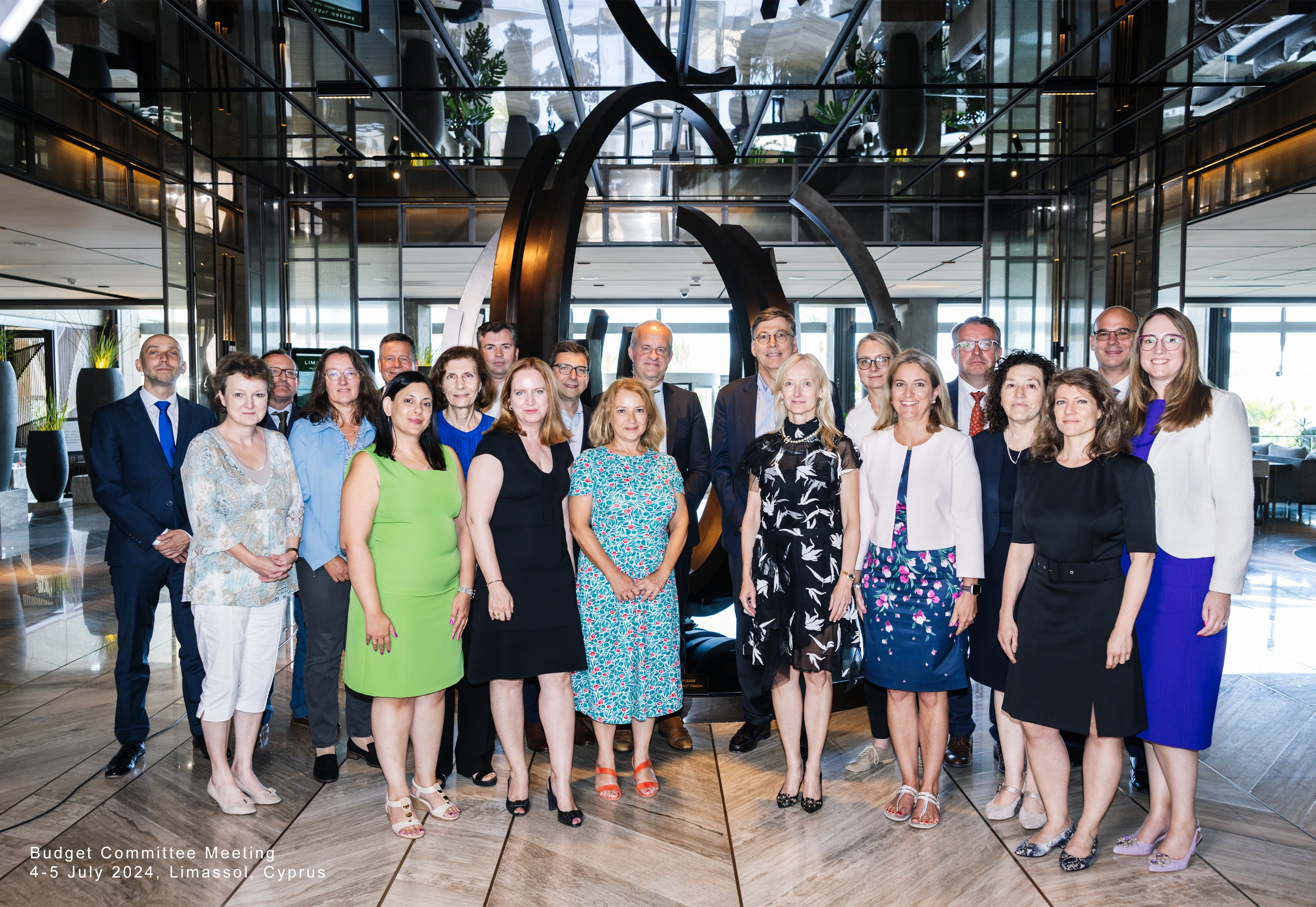 NEWS-BLOG. Giannis Ioannou