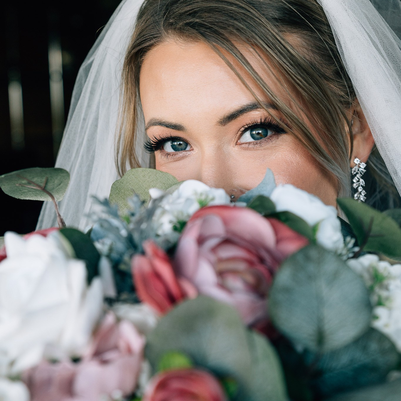 Services. Weddings, lifestyle Max