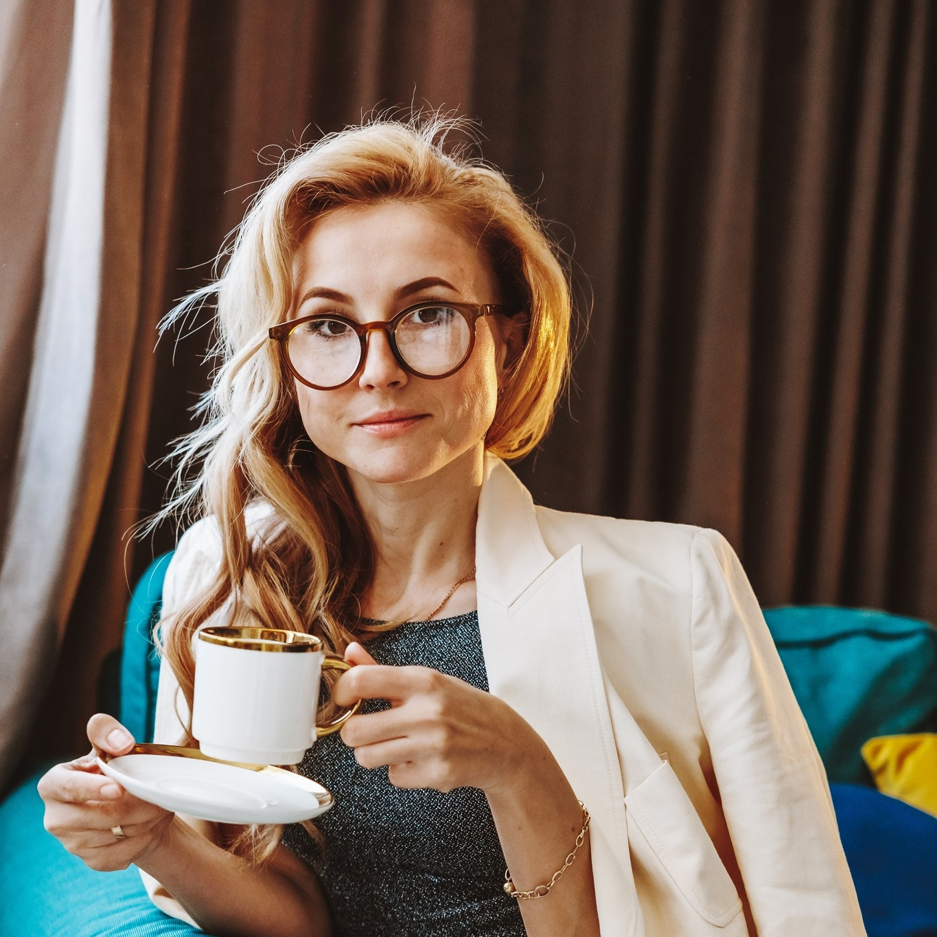 Contact. Фотограф Ирина Йотова