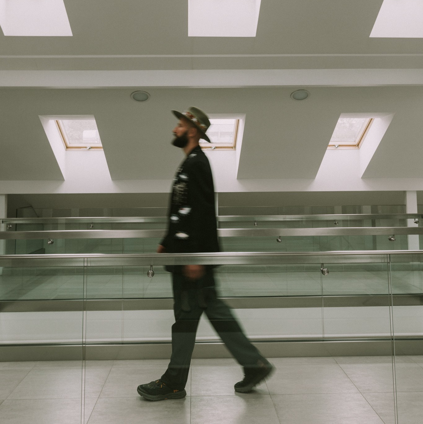 Портреты. Привет