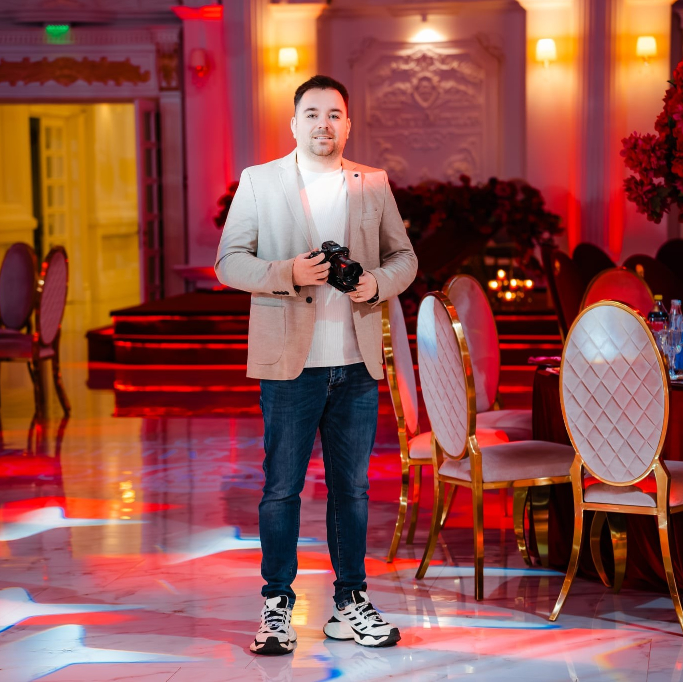 CONTACT. Constantin Marius | fotograf de eveniment