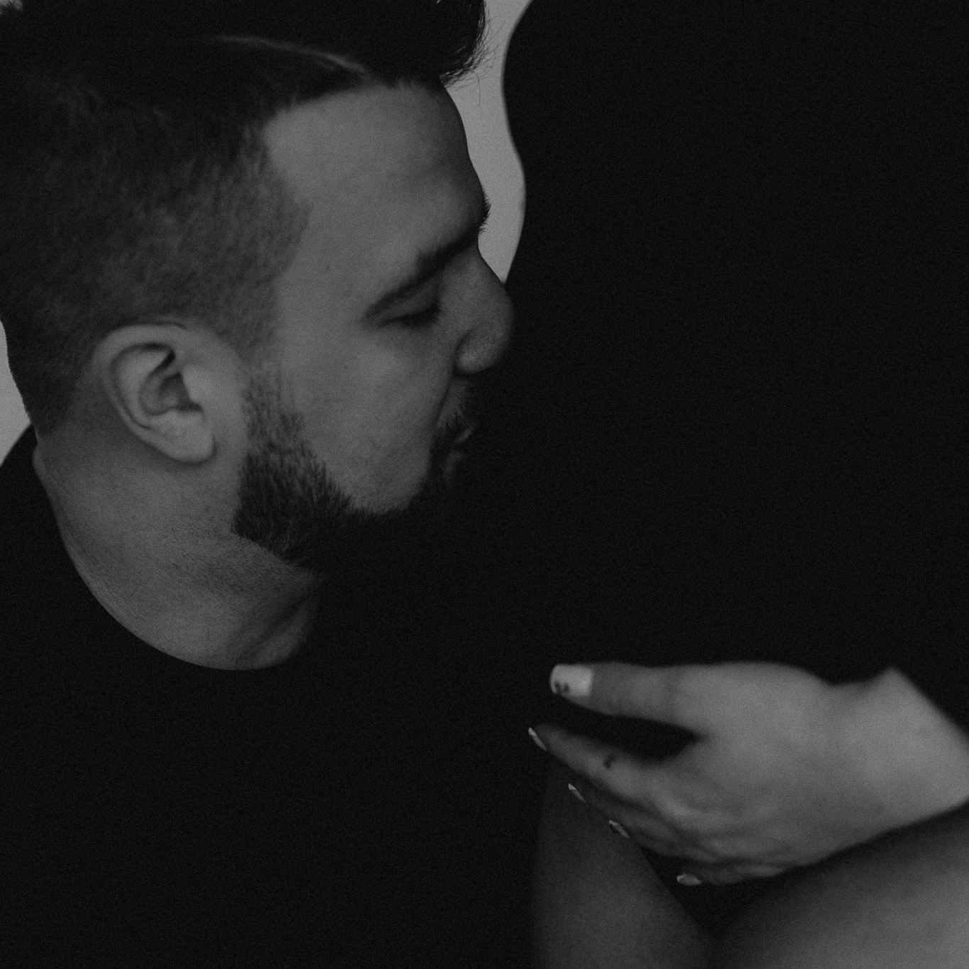 Babybauch. Murglin.photo / FRAUEN, BABYBAUCH, LOVE STORY, NEUGEBORENE & FAMILIEN, HOCHZEITEN