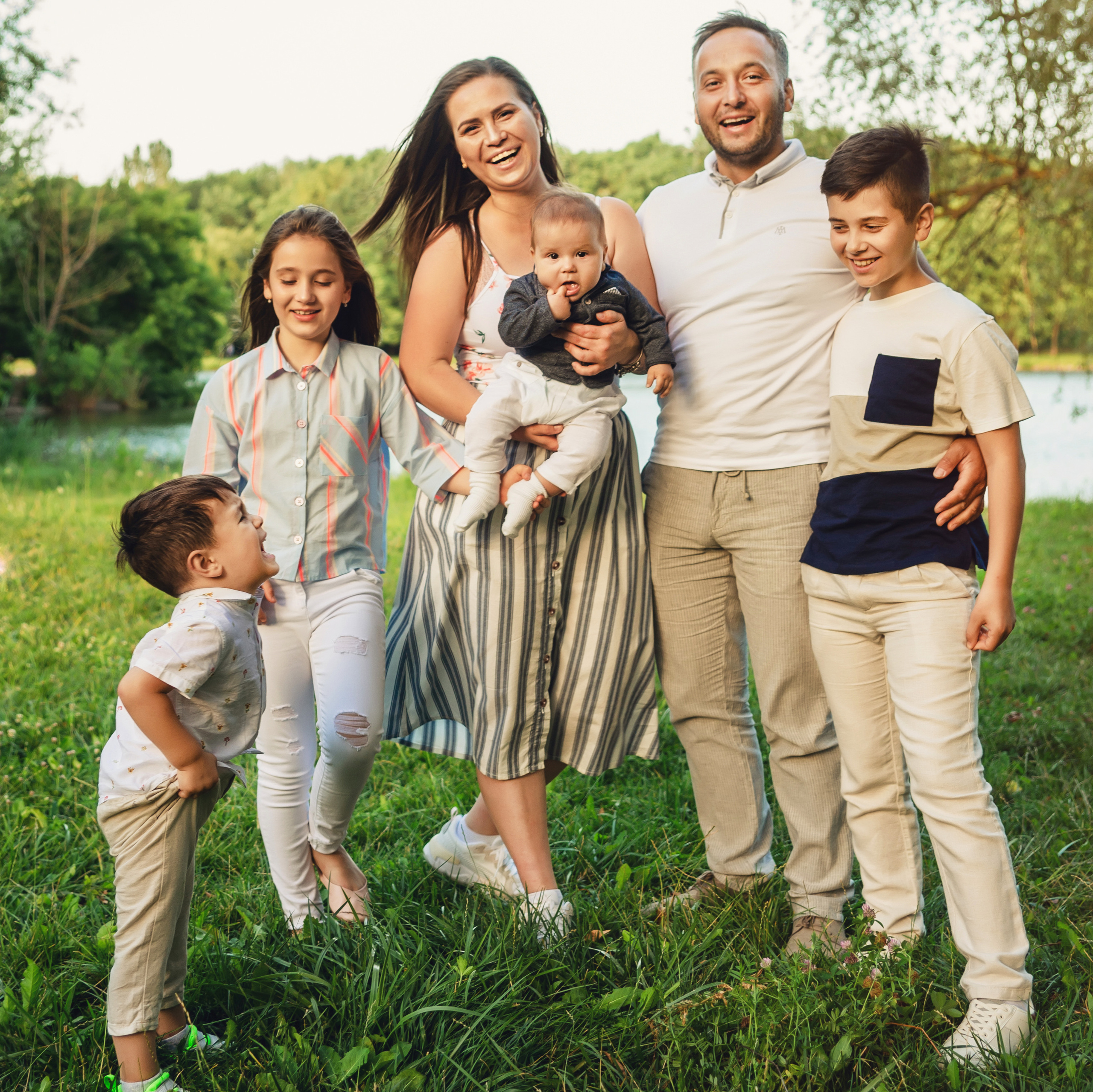 Услуги. ФОТОГРАФ КИШИНЁВ.ПОРТРЕТ.ИНДИВИДУАЛЬНАЯ ФОТОСЕССИЯ.БИЗНЕС ПОРТРЕТ.СЕМЕЙНАЯ ФОТОСЕССИЯ.БЕРЕМЕННОСТЬ.КРЕЩЕНИЕ.МОЛДОВА, КИШИНЁВ