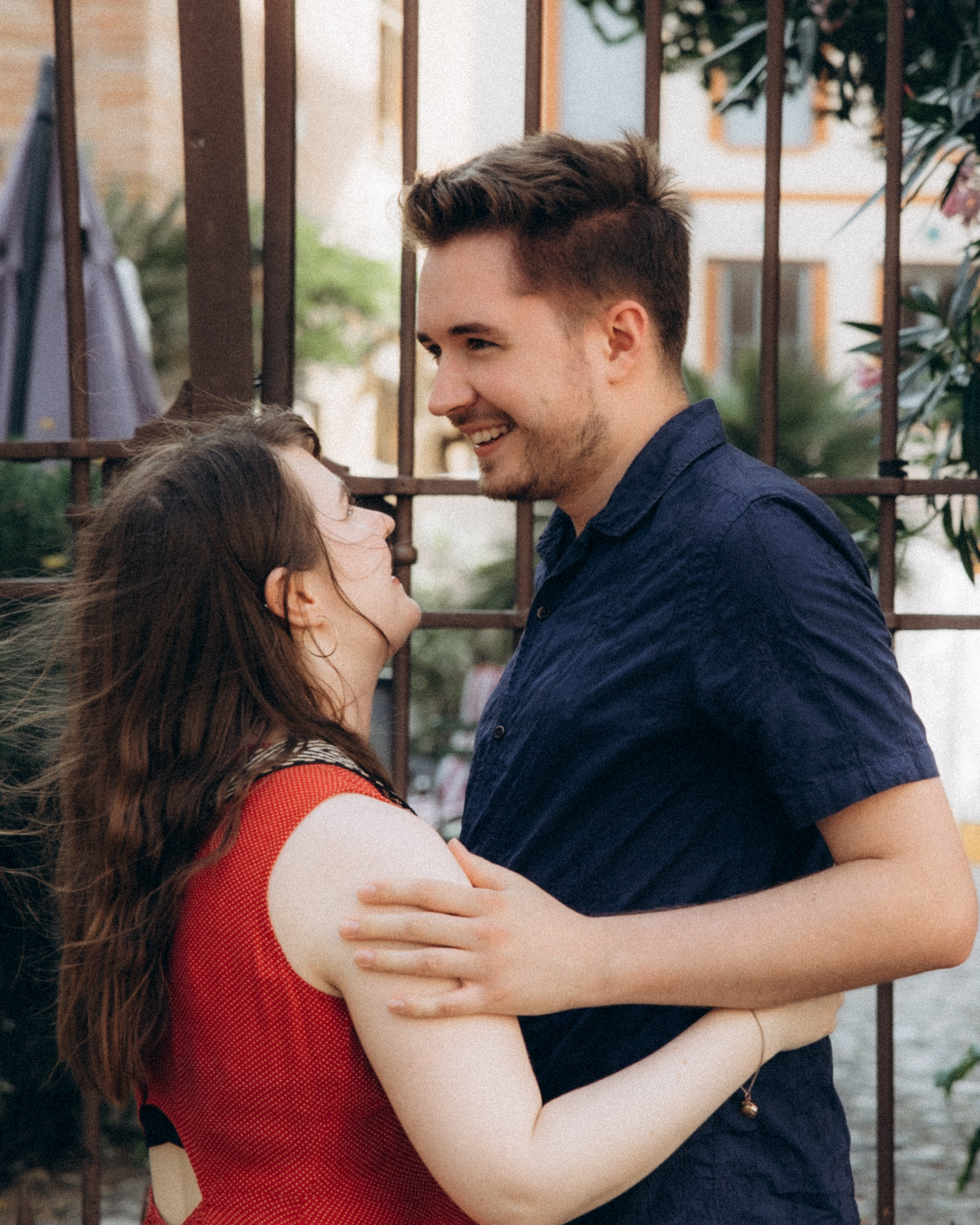 Séance photo demande en mariage surprise à Toulouse: un moment romantique inoubliable. Eugénie Smirnova — photographe à Toulouse et dans le sud-ouest de la France