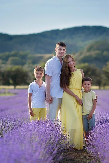 Фотопроєкт Лавандові історії в Городку