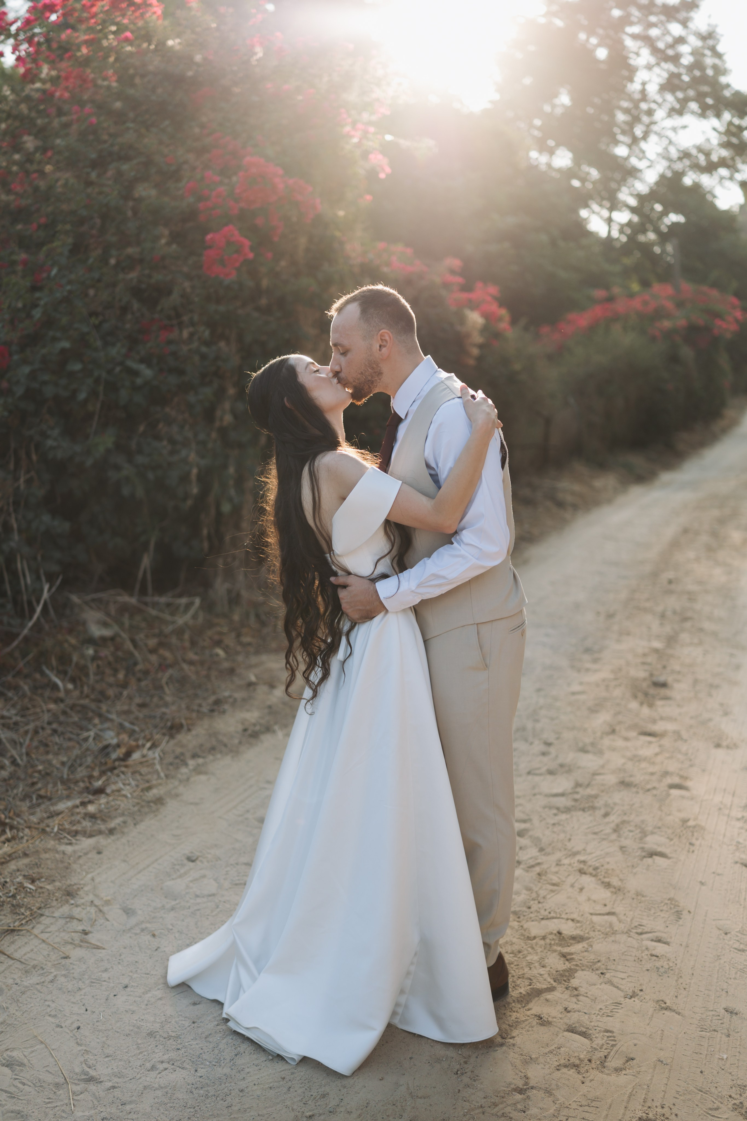 Weddings. Noam Paradise Photographer