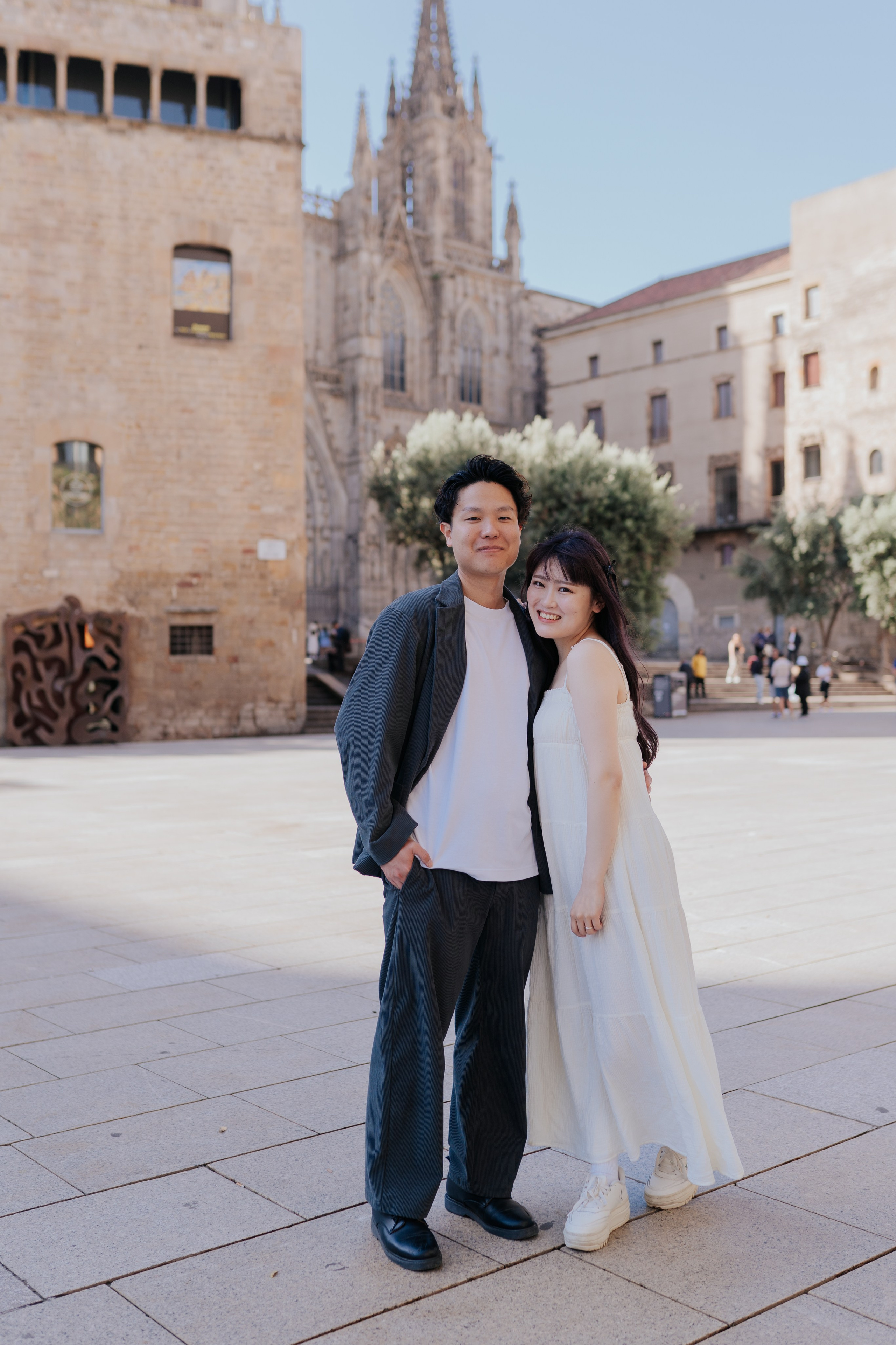 Summer in Barcelona: What You Need to Know Before Visiting During the Hot Season. DiaFoto — Wow Photographer in Barcelona | Premium Barcelona Photoshoot Experience
