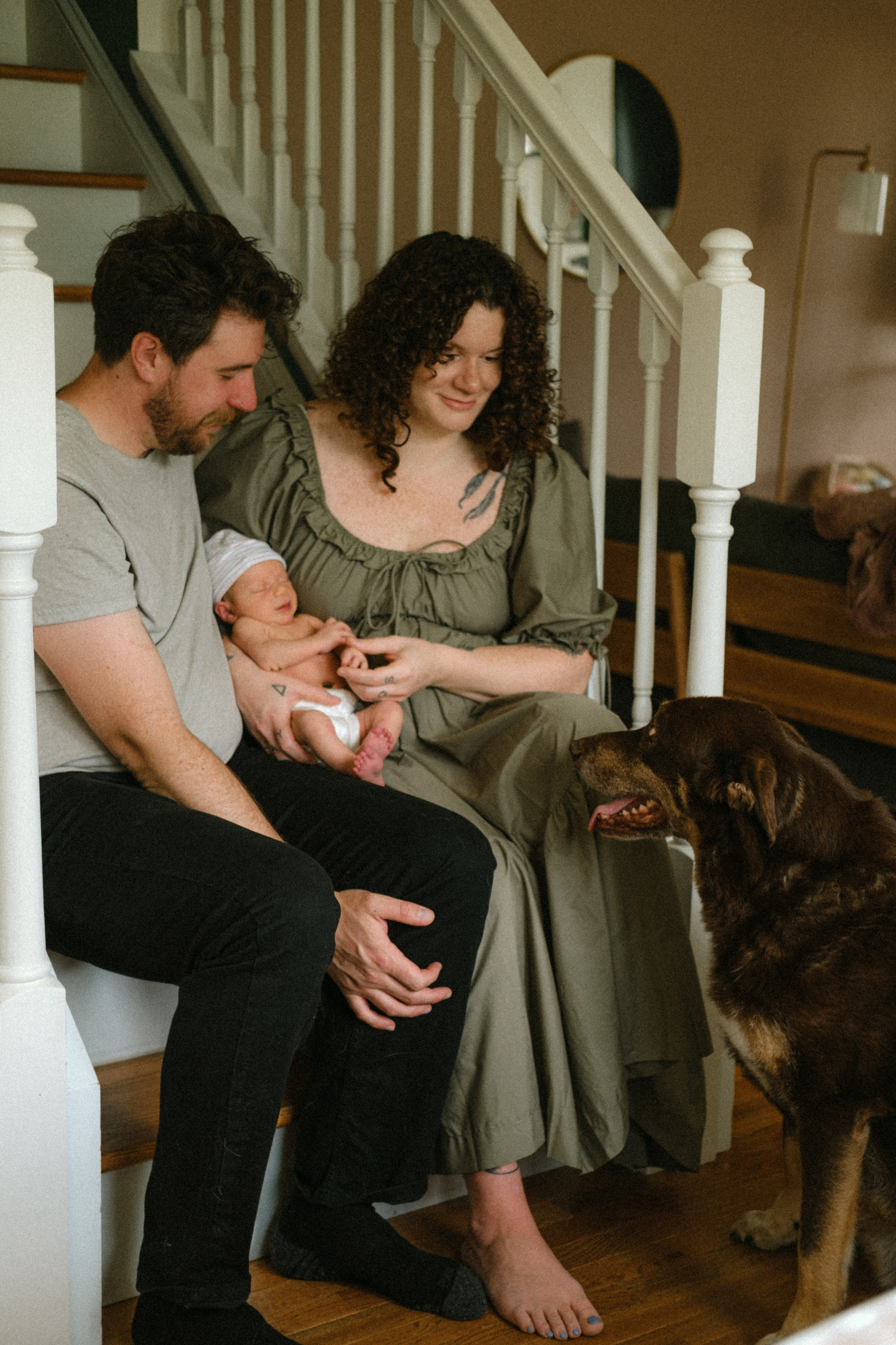 What to Expect from a Relaxed, In-Home Newborn Photo Session | Richmond, VA. Family Photographer Anna Dobrovolskaia | Richmond, VA