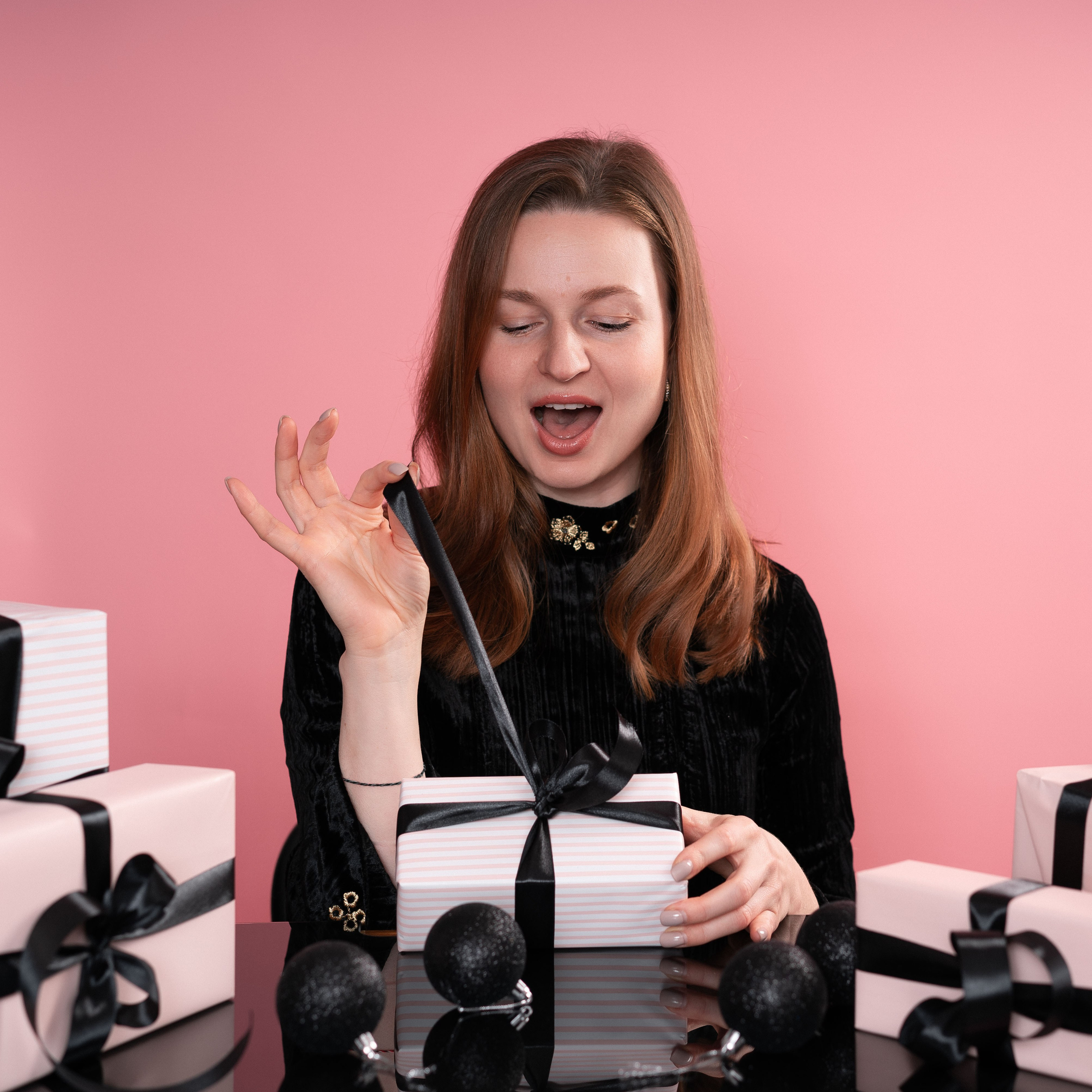 Pink Kerst Fotoshoot. Tatyana Van Hedent een fotograaf te Zele, Oost-Vlaanderen