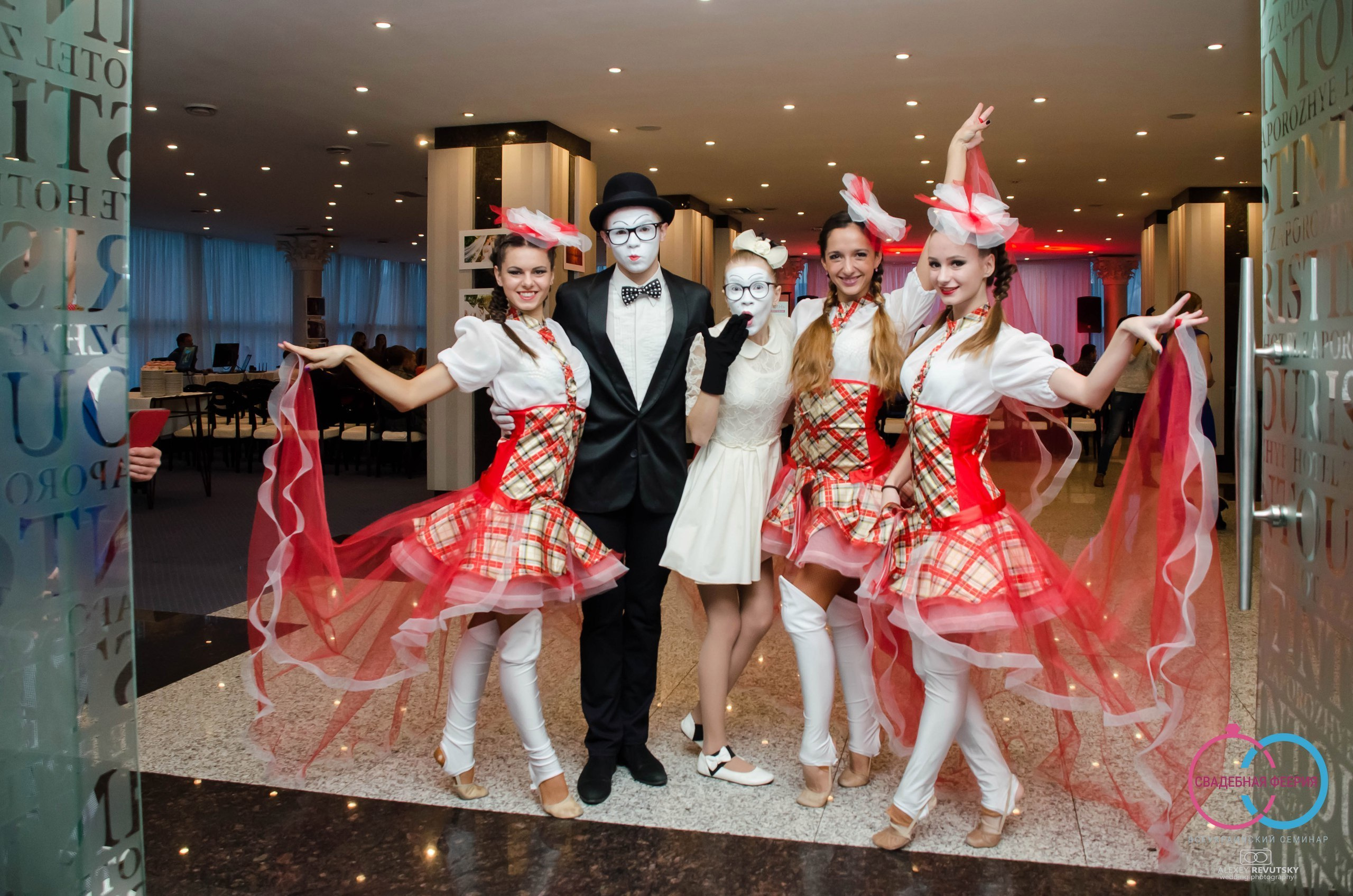 Олексій Ревуцький - весільний та сімейний фотограф