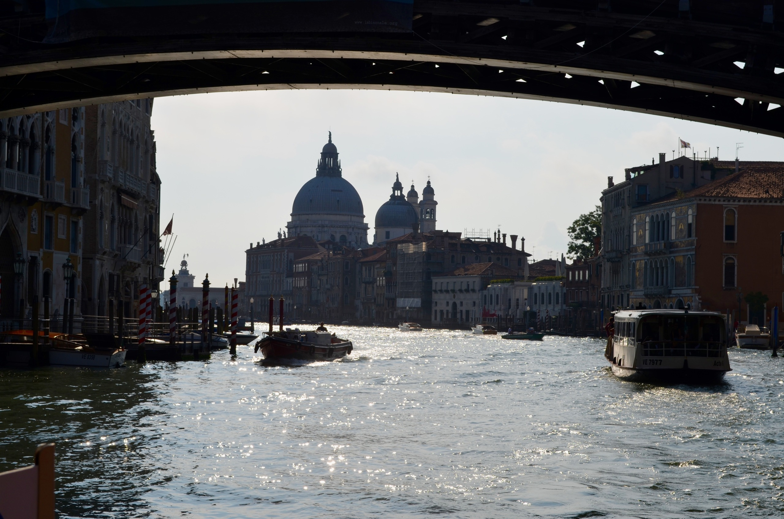 Corfu. Milok et Kirok sont des gens positifs et réels. Nous serons ravis de v