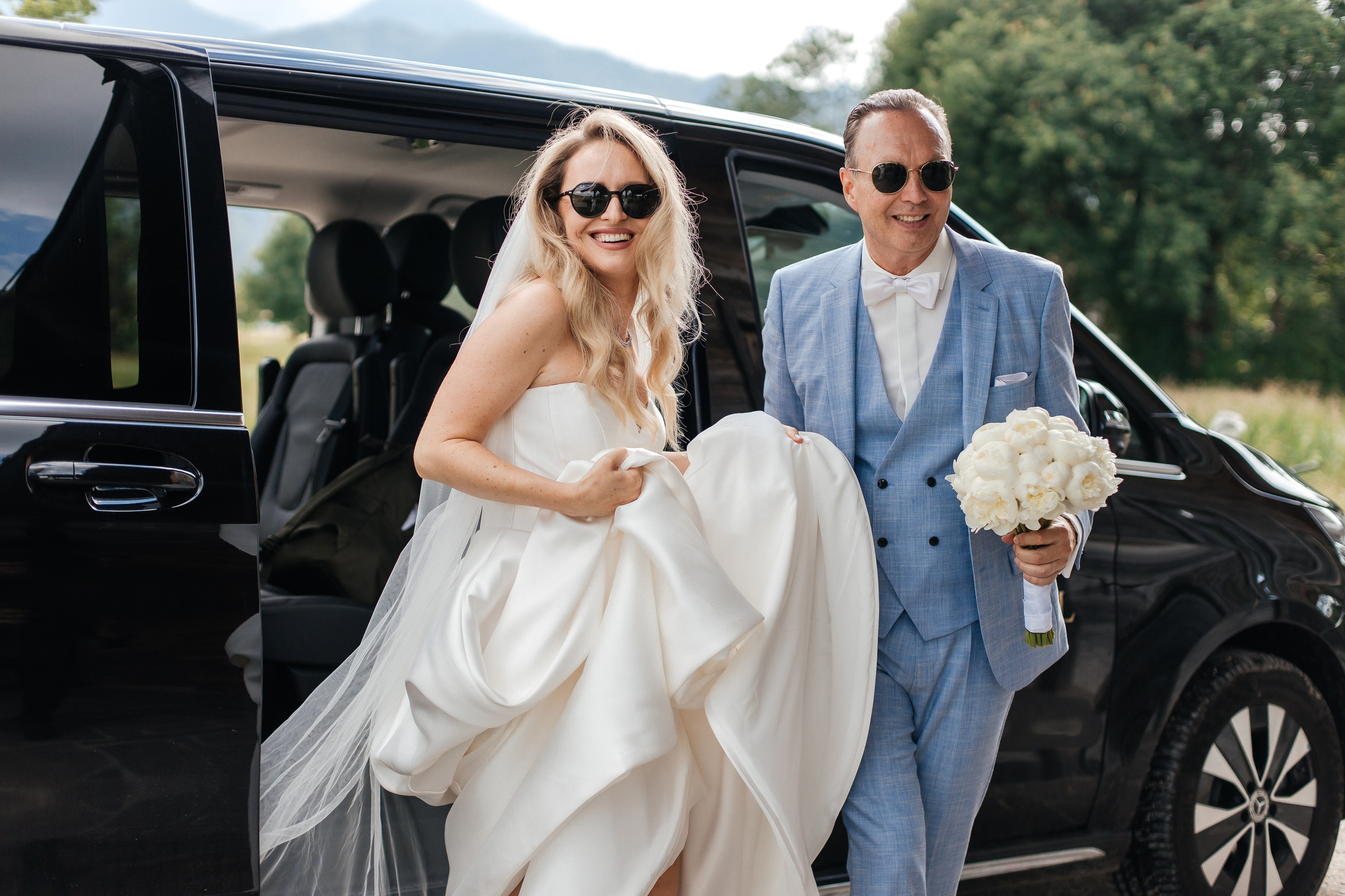 WEDDINGS & ENGAGEMENT. Anastasiia Tkachova — Photography & Branding