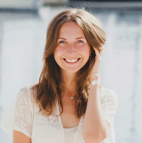 Contact. Family photographer Zurich & Switzerland Daria Moore