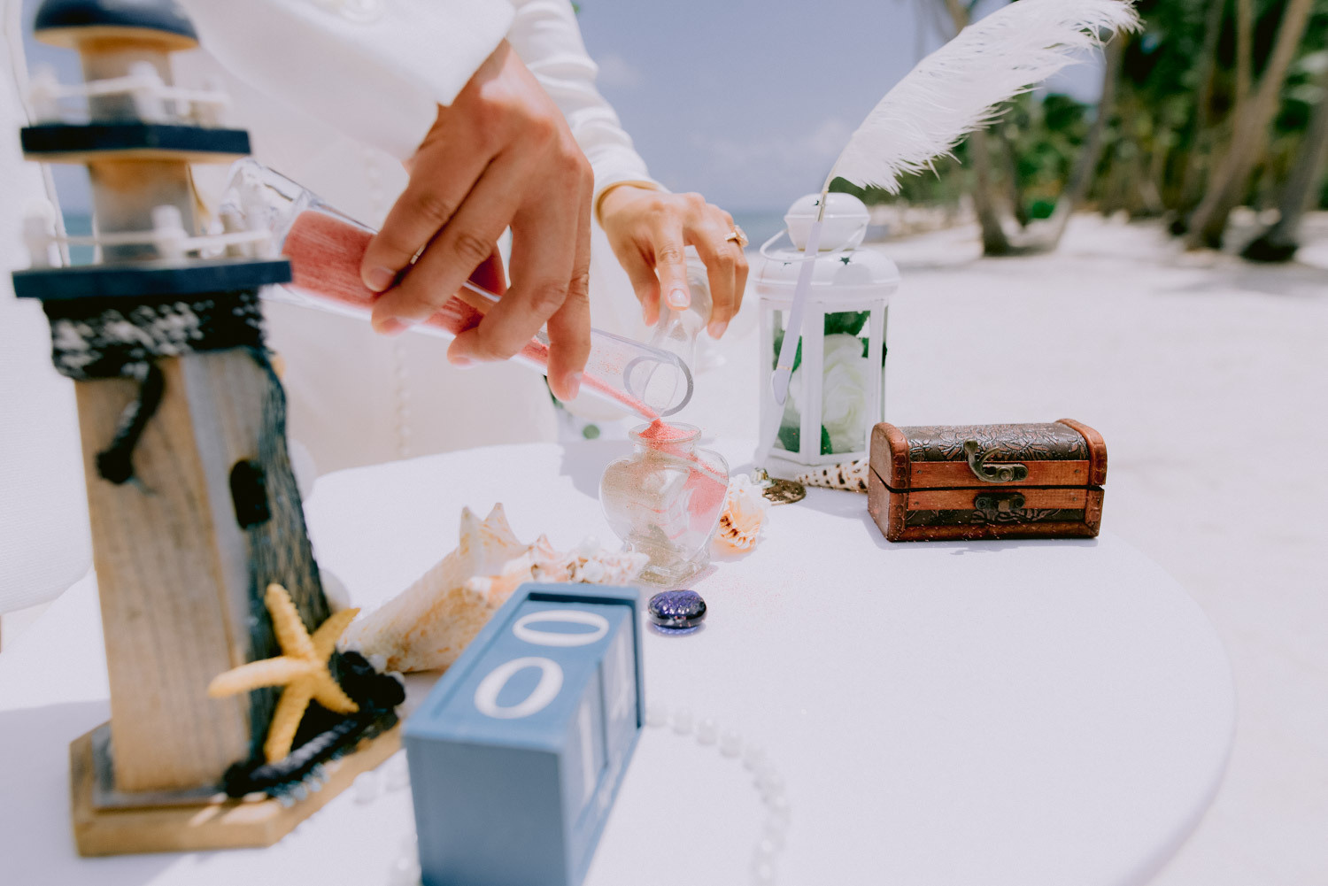 Почему бы не устроить себе свадебную церемонию на пляже в Доминикане?