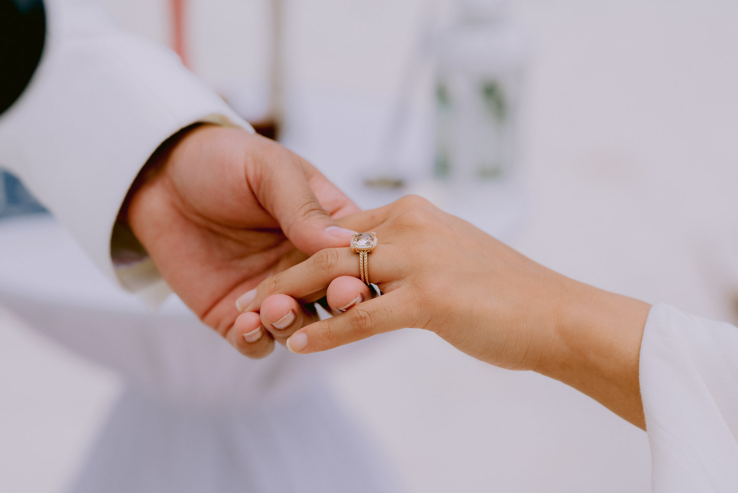 Почему бы не устроить себе свадебную церемонию на пляже в Доминикане?