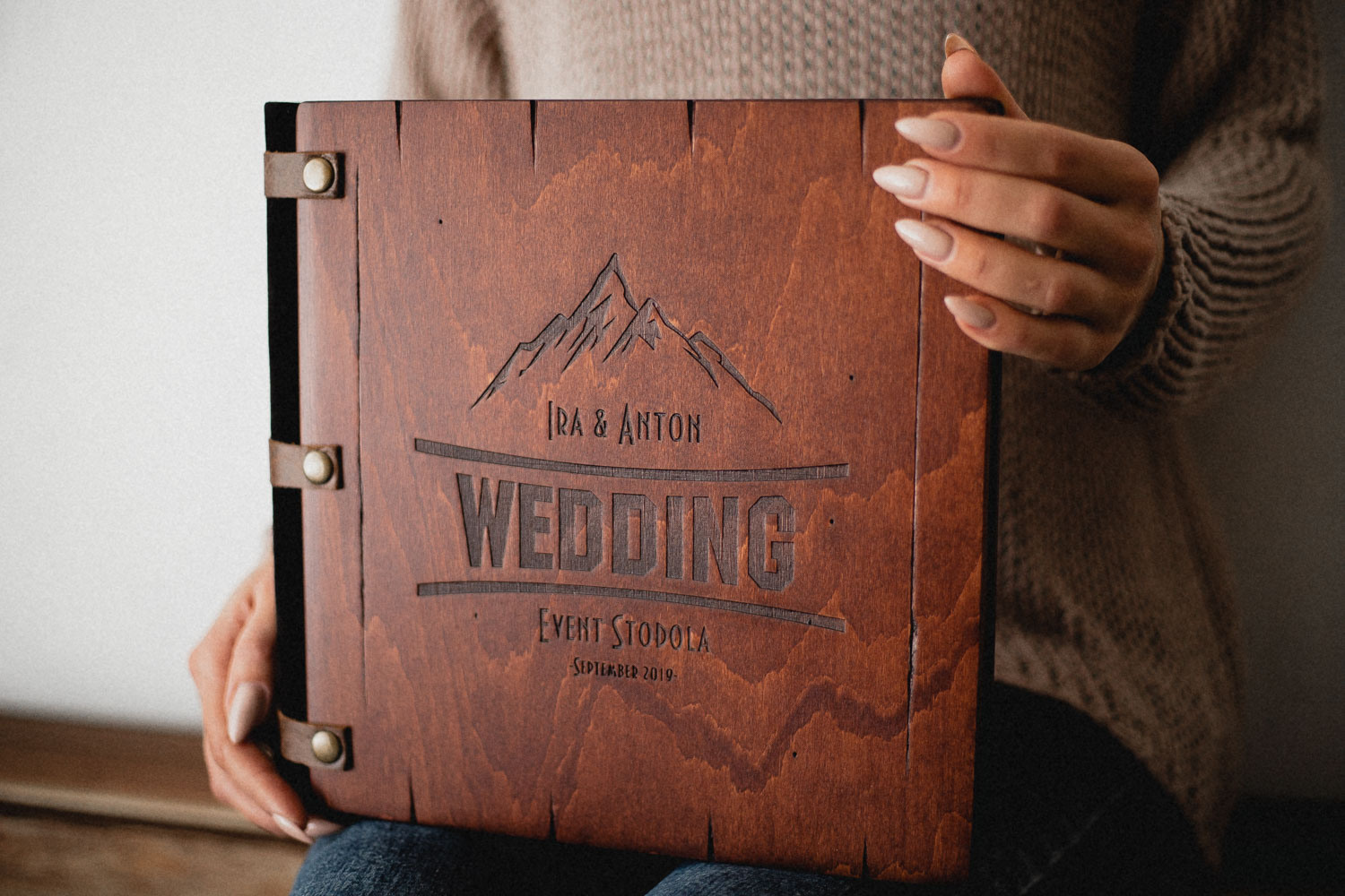 Чому фотокнига краще, ніж фотографії в електронці? 🔰. Фотограф Максим Остапенко | Кам'янець-Подільський | Львів | Київ