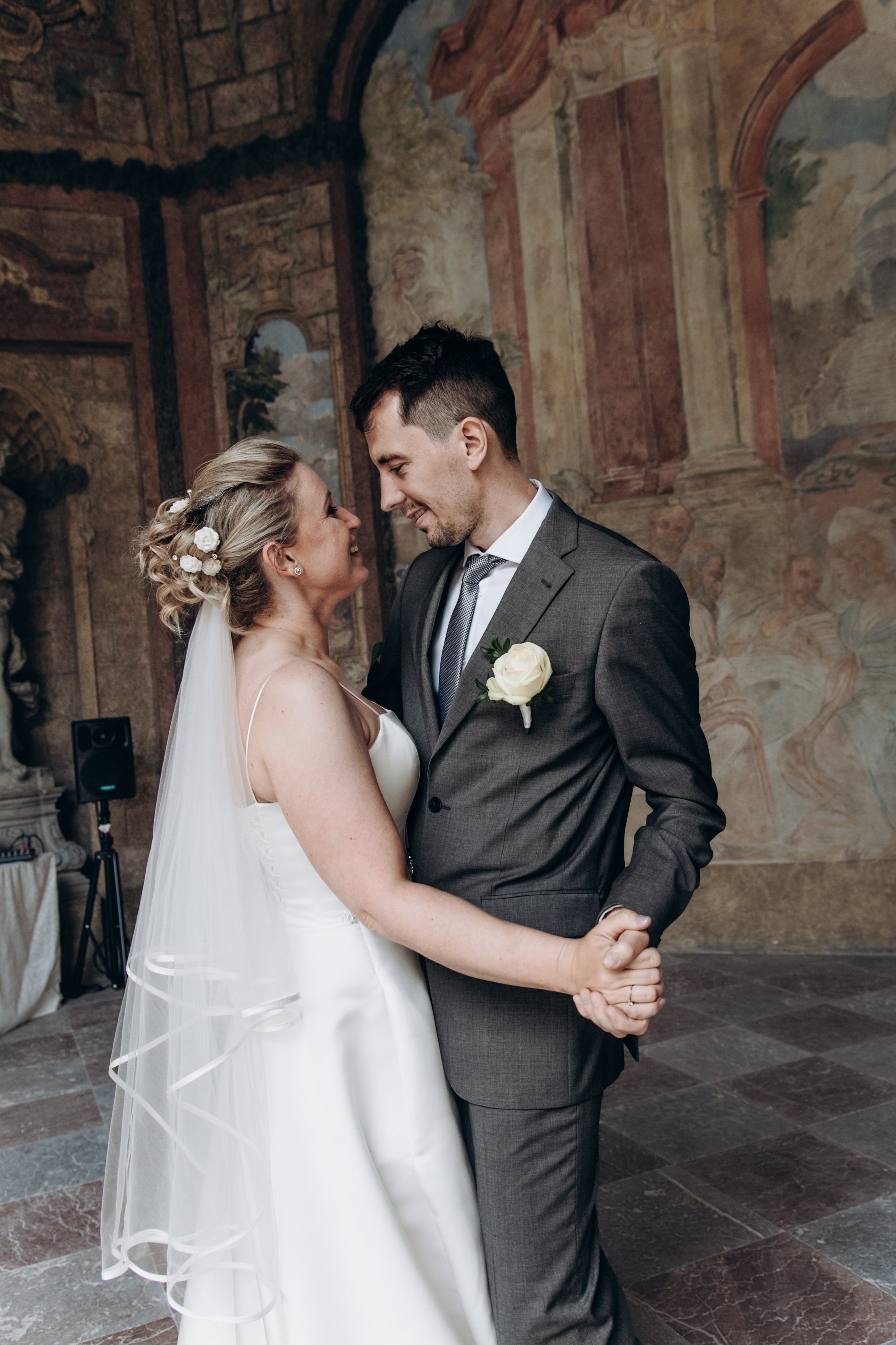 Kontakt foto a video Praha. Dana Lišková — Empatická fotografka | Introspektivní umělkyně | Neurodivergentní koučka| Zakladatelka Artepy.cz