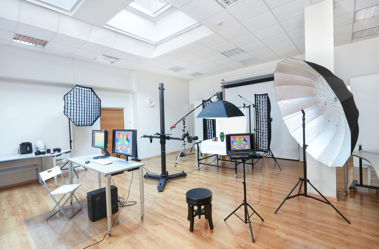 PAKALPOJUMI. Fotogrāfs Rīgā Aivars Tipsis