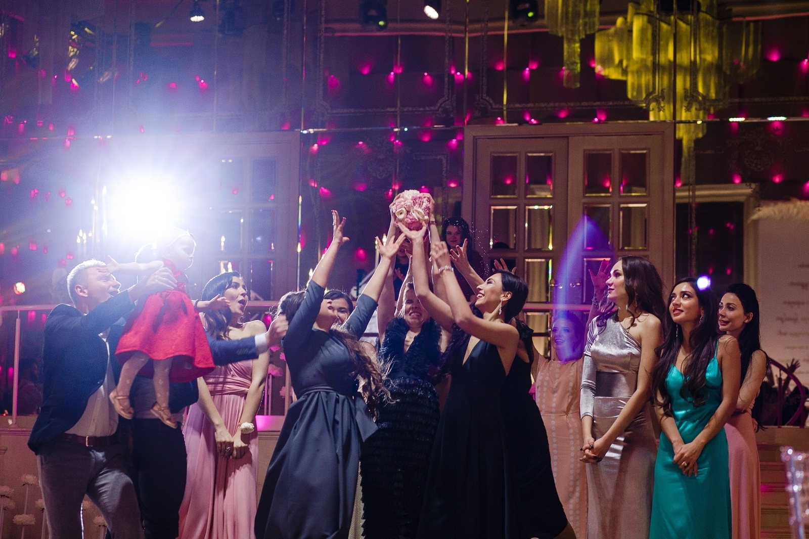 TJENESTER. Bryllups- og familiefotograf i Norge og Europa – Oleg Nemchenko