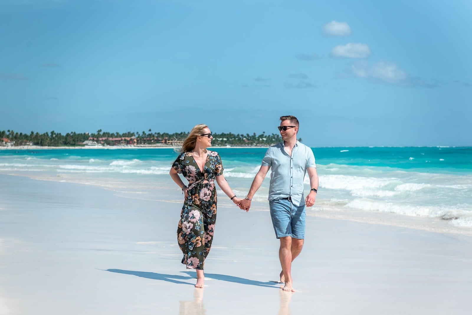 Sargassum seaweed in Punta Cana and Bavaro. Fotógrafo em Punta Cana — Alex Po