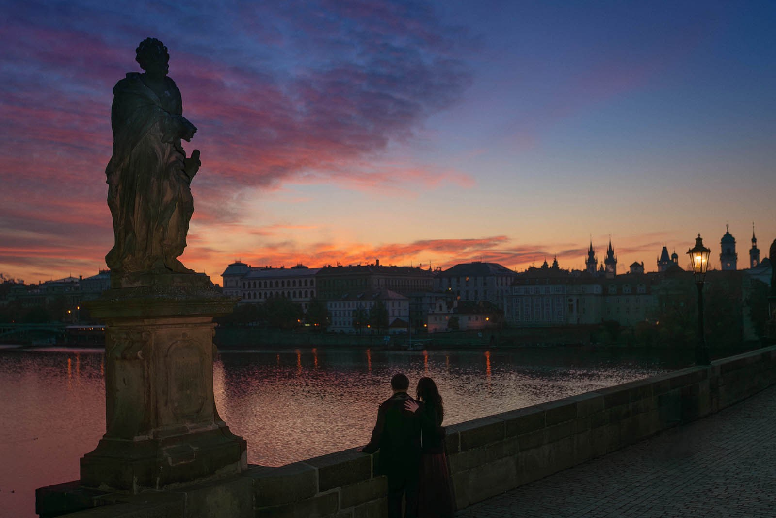 Aimee & Jonathan Sunrise Proposal on Charles Bridge, Prague | Engagement Photographer Prague