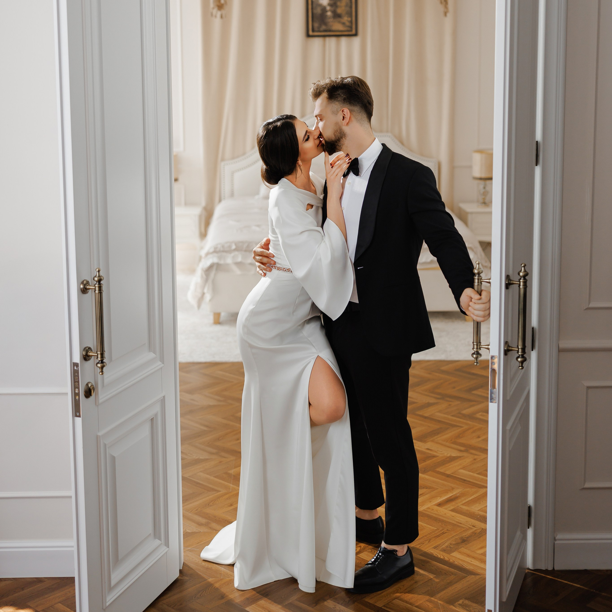 Contact. Adrian Bârsan