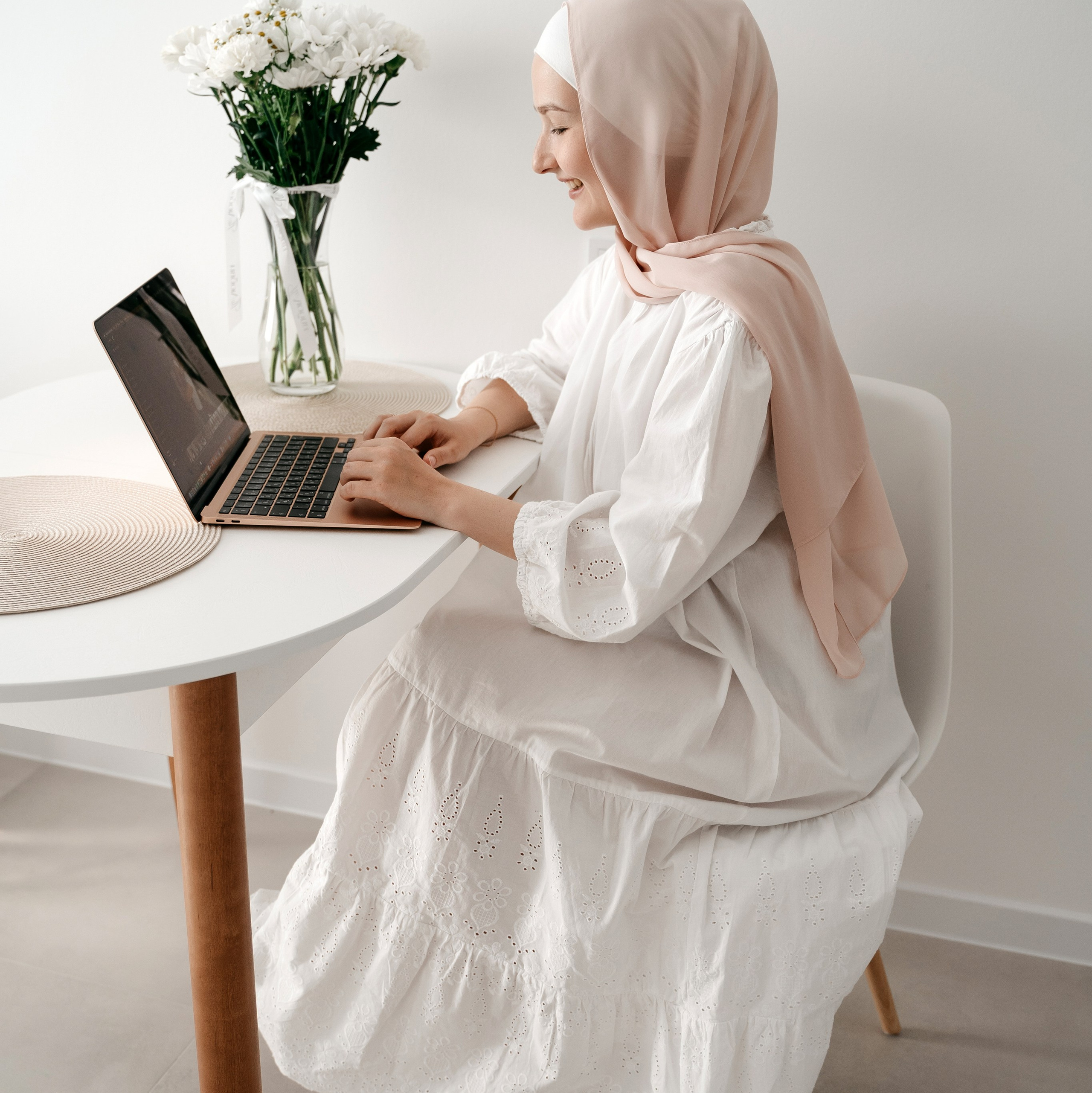 About me. Family and newborn photographer