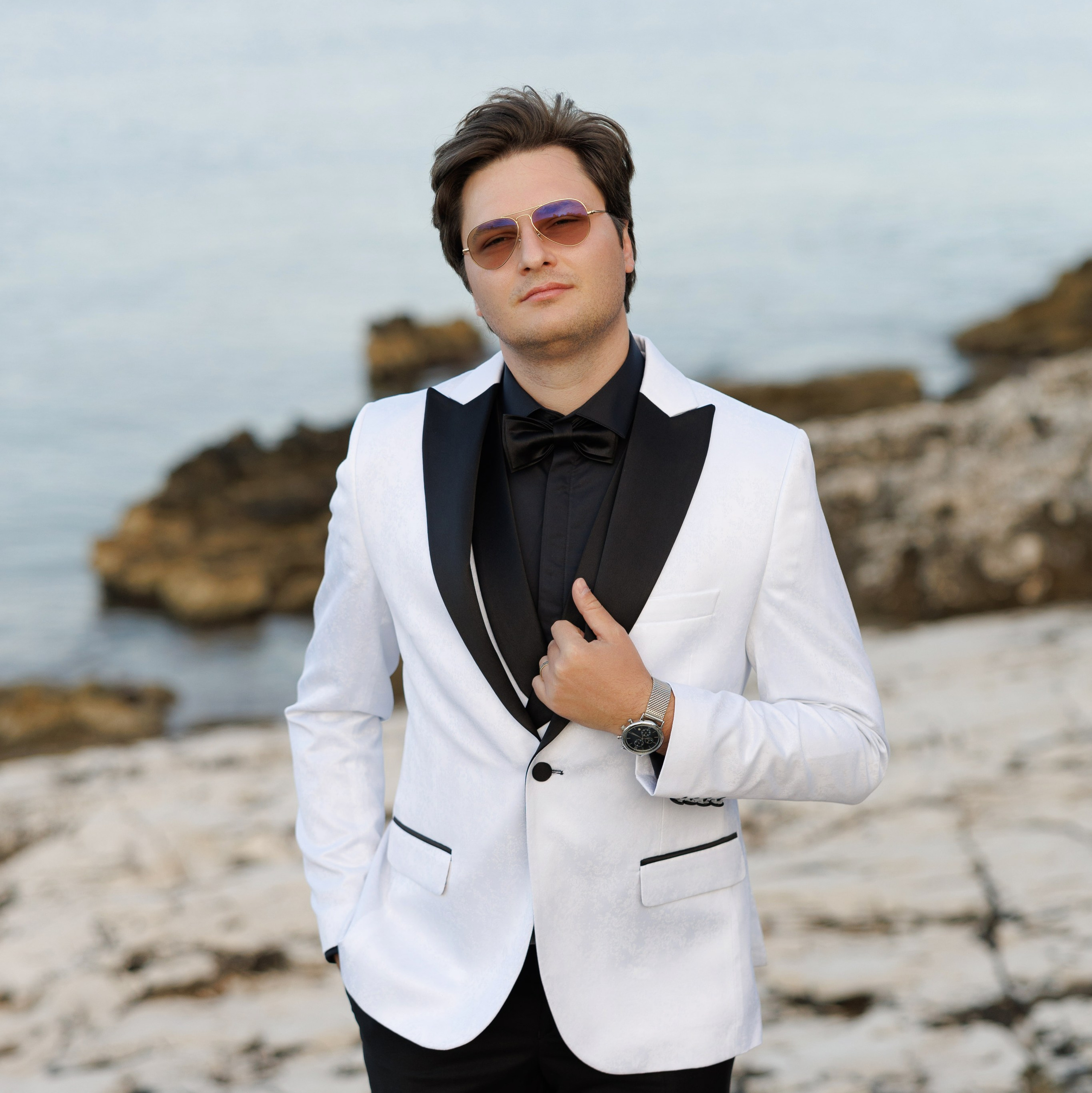 Contact. Wedding Photographer, based in Iasi, Romania, but will travel all over the globe to make sure you look amazing in all your wedding photos