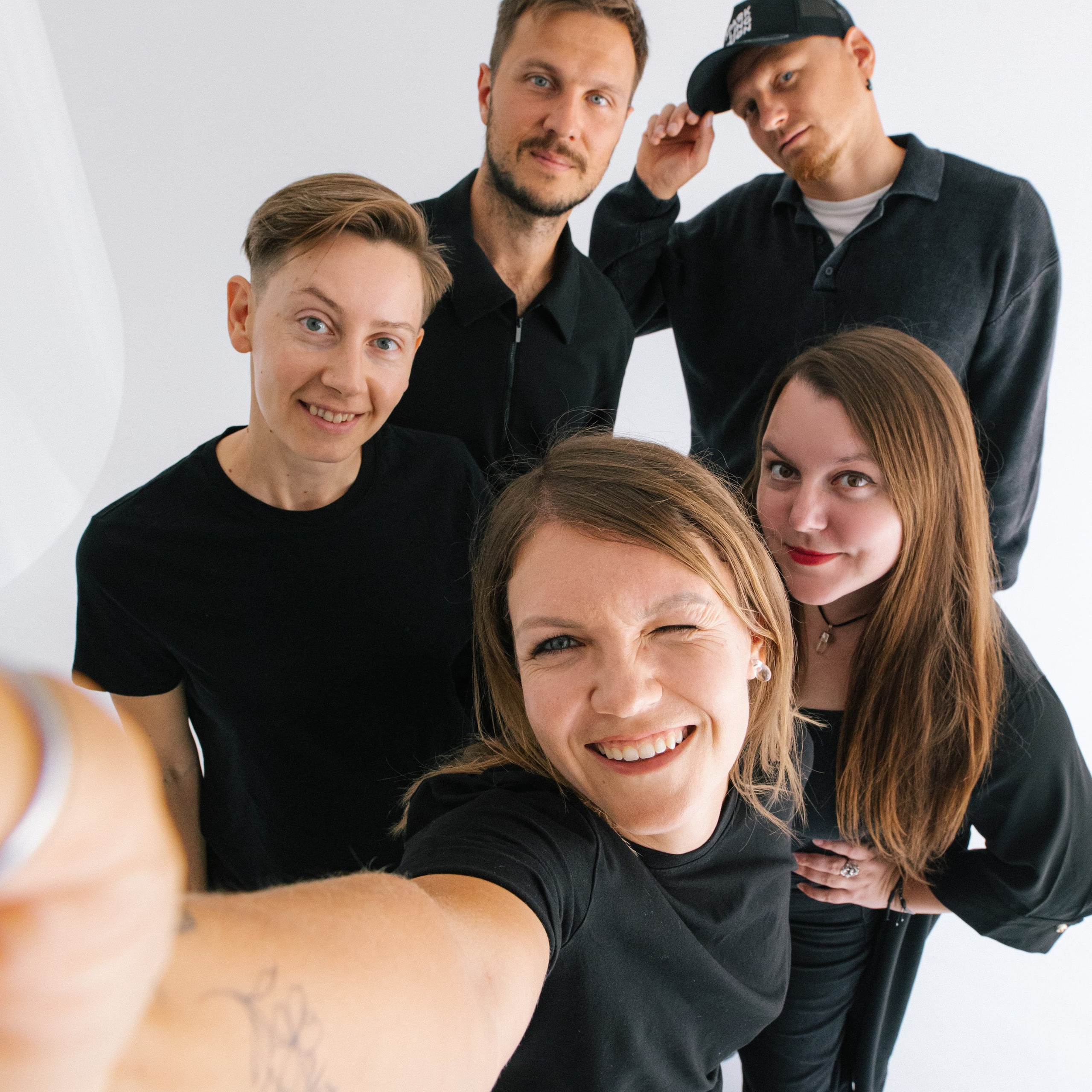 Репортажная съемка на Кипре Лимасол Пафос Sparkling Vision. Агентство Sparkling Vision создание визуального контента на Кипре. Съемка мероприятий и рекламы в Лимасоле Никосии и Пафосе