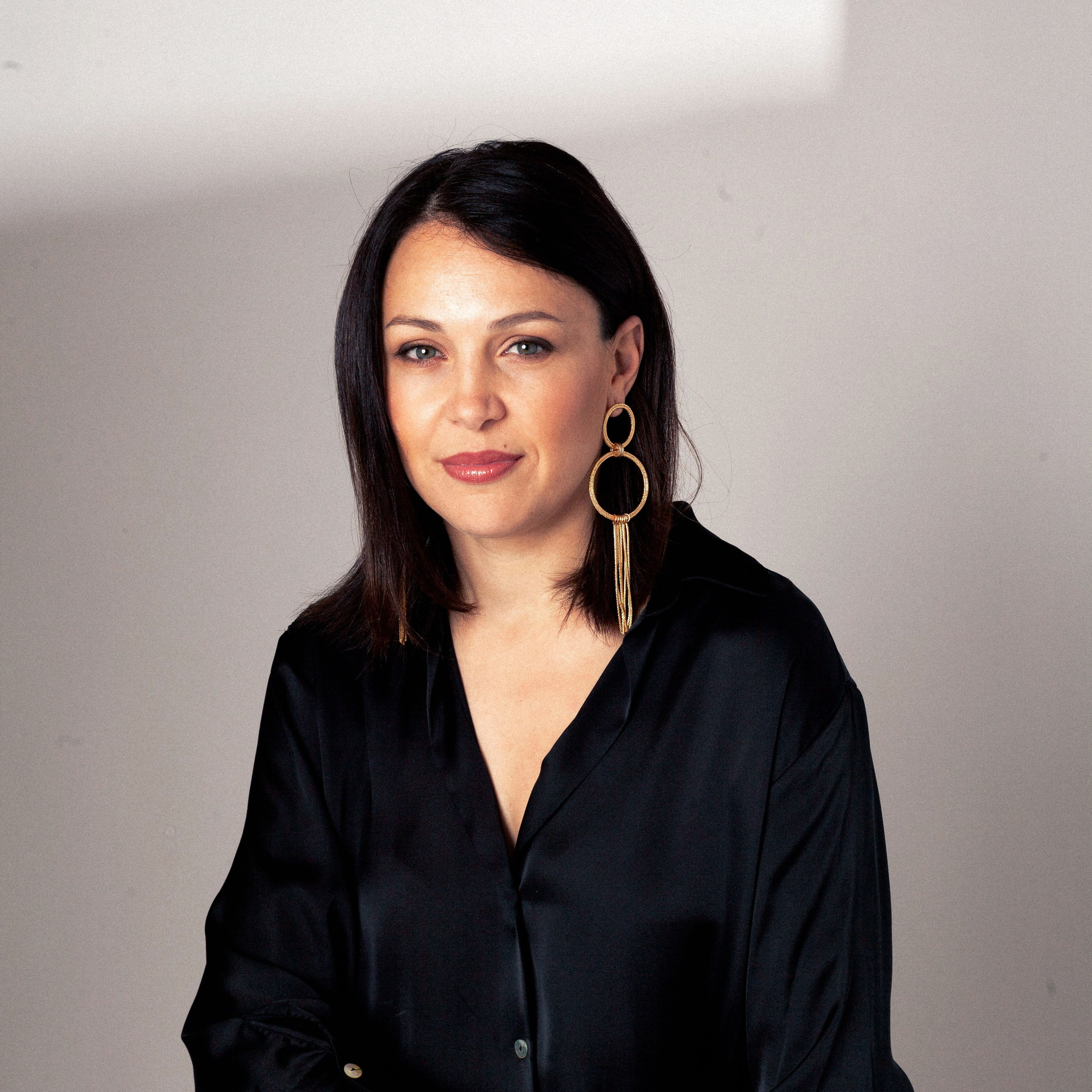 make-up Artist & Hair Stylist based in Milan Italy and working all over Europe