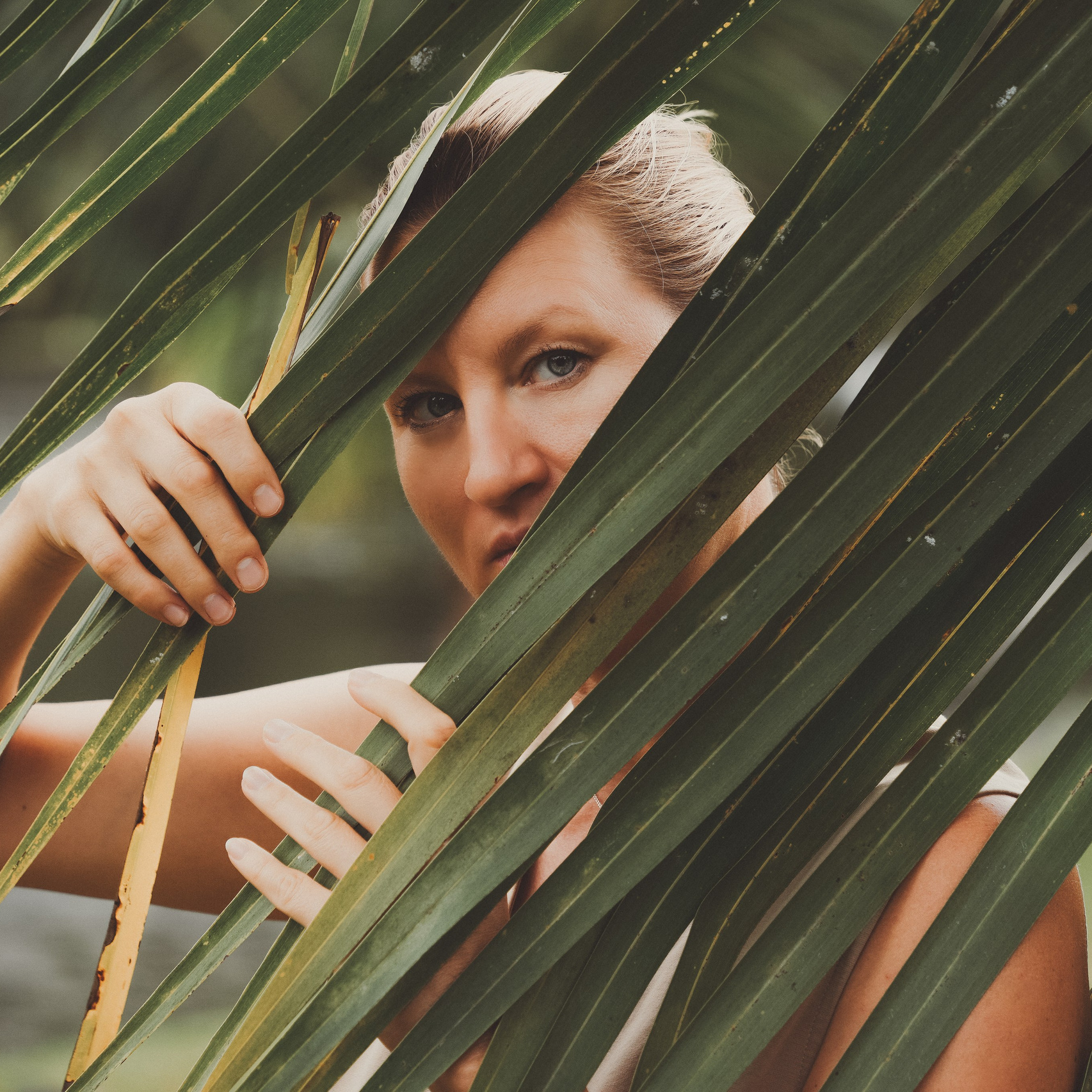 Artistic portrait photography in natural light by Solihull portrait photographer Irina Zoteeva