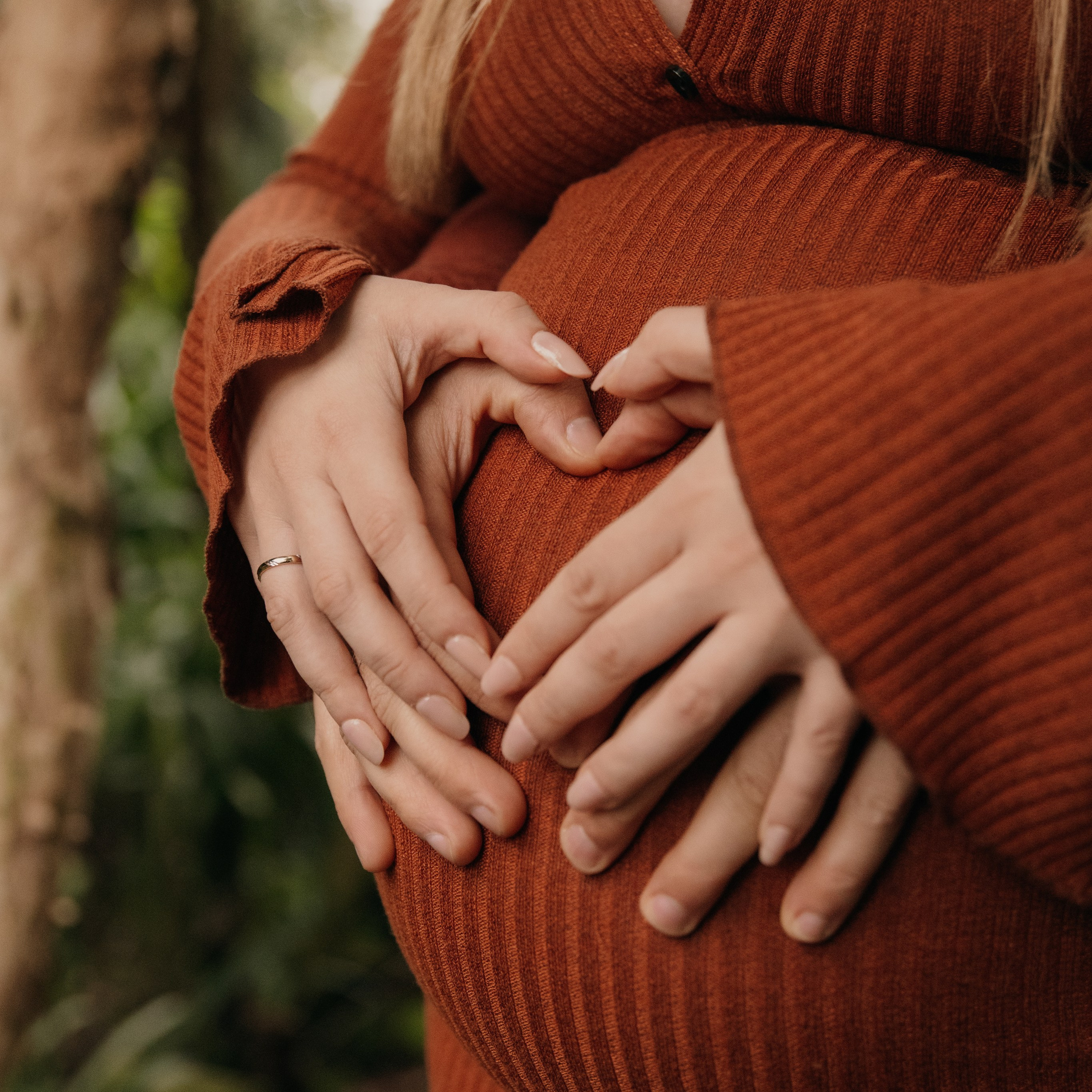 Babybauch. Photographer Düsseldorf, Cologne, NRW — Kristina Braudo