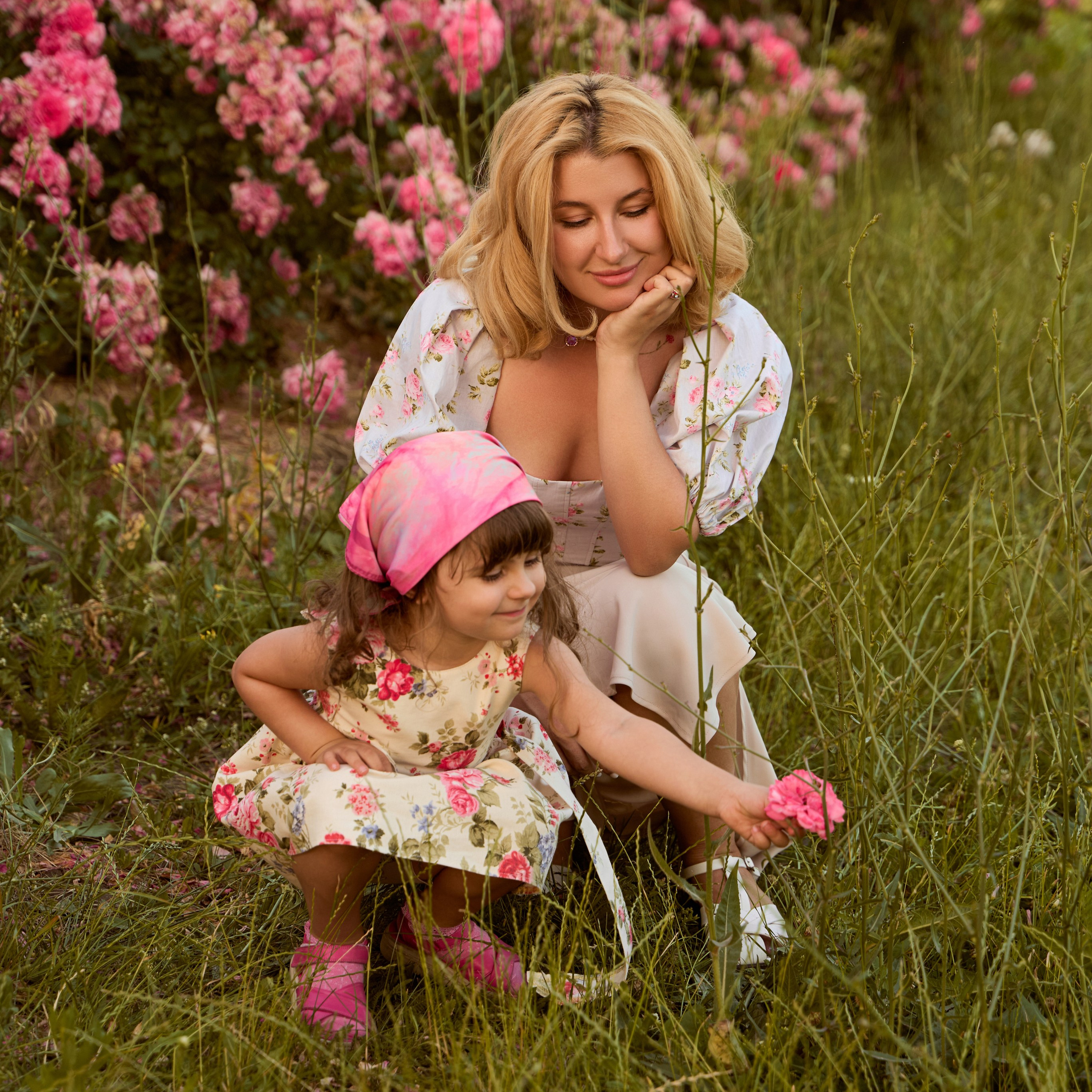 Портреты. Привет