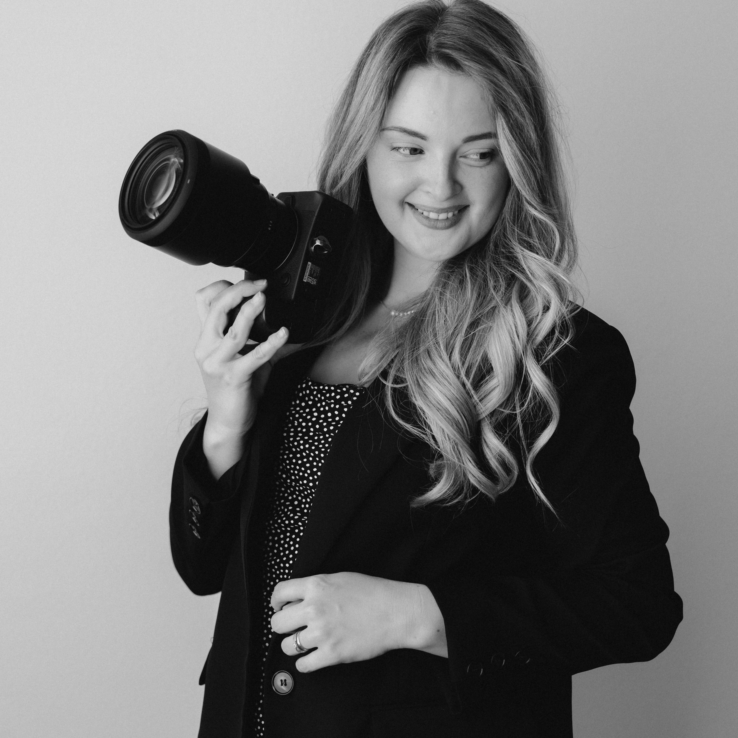 Contacts. Wedding Photographer Ksenia Kalytych |Vancouver, WA | available for travel |