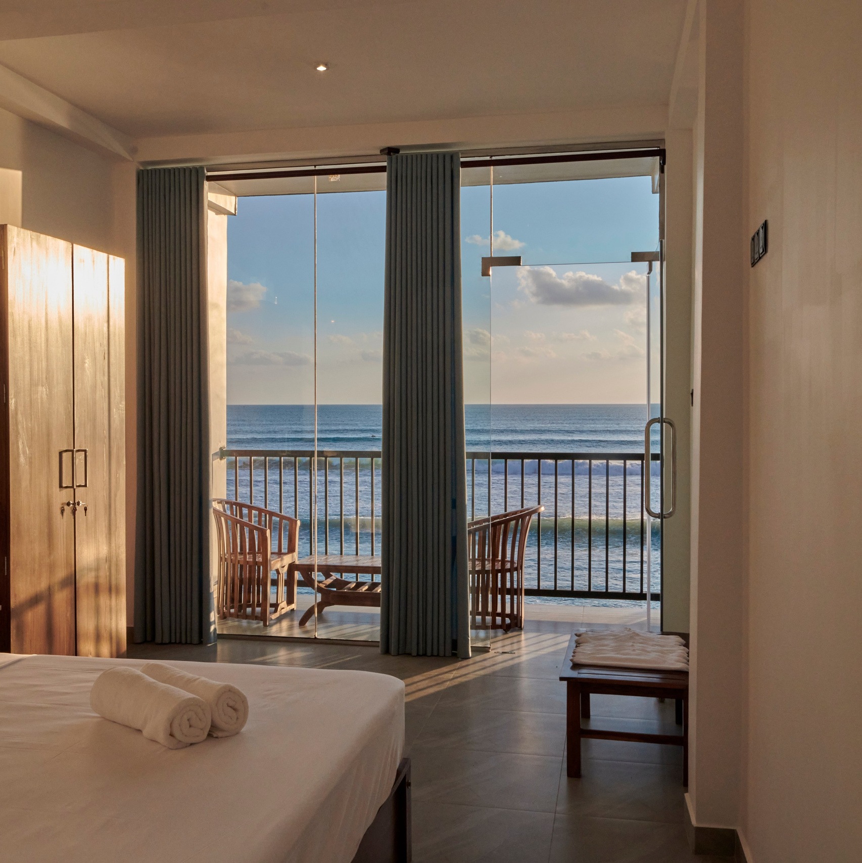 Studio De Ros — профессиональный фотограф в Дананге