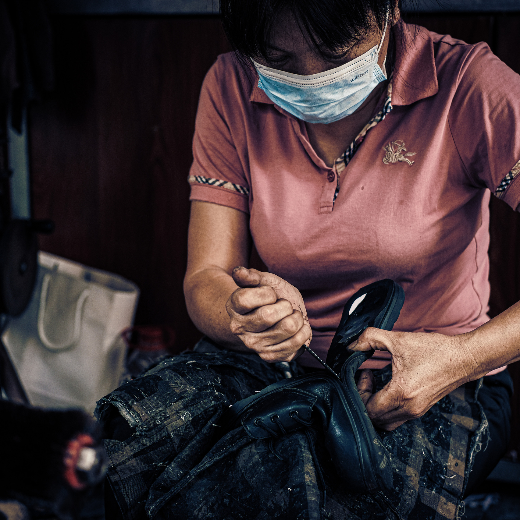 Shatoujiao Street | 盐田区沙头角桥东社区缝补一条街 | Shatoujiao Qiaodong Community. 中国街头摄影 | The Streets of China Through My Eyes | 深圳