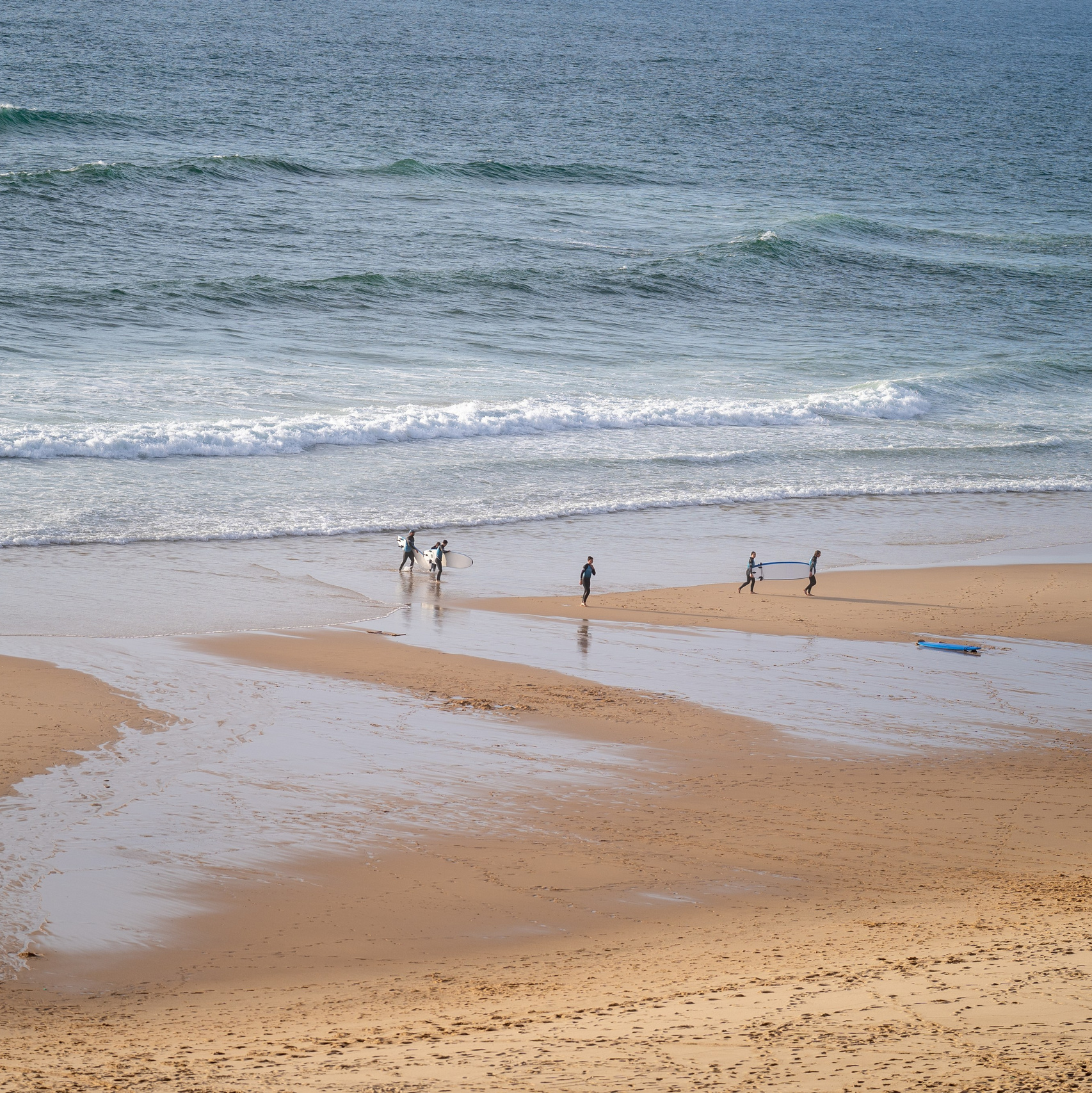 Океанские пляжи Гиншу в Синтре