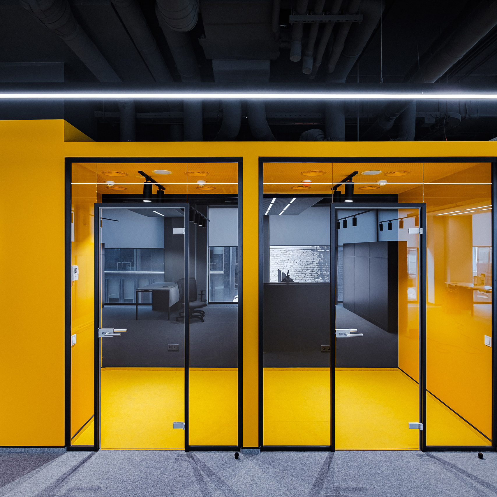 REAL ESTATE & BUSINESS. Ivan Skufinsky — wedding and family photographer in Vancouver