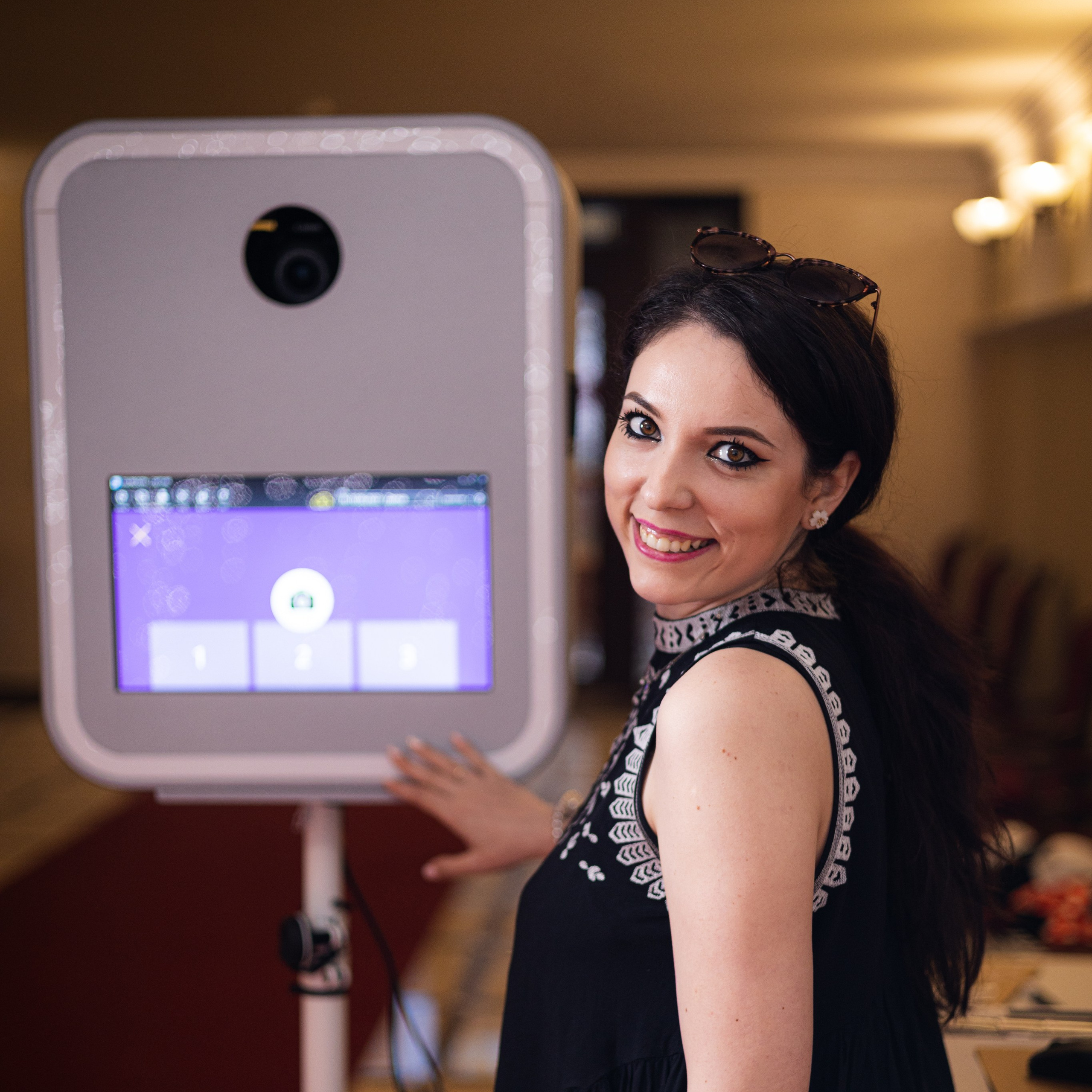 Cabina Foto Suceava | Amintiri de neuitat pentru evenimentul tău