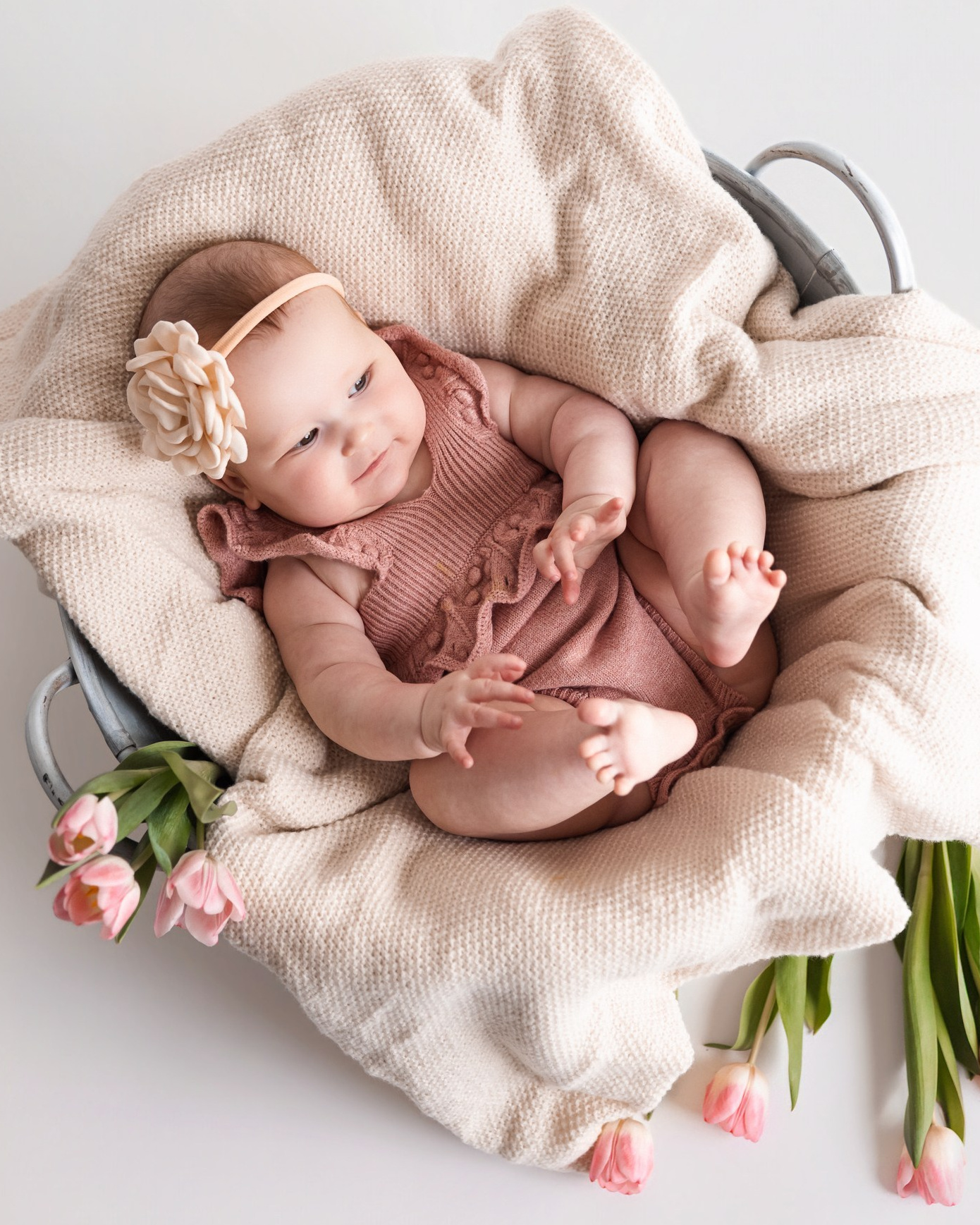 Novorozenci Newborn. Rodinná, těhotenská, newborn fotografka v Písku Oxana Telupilova