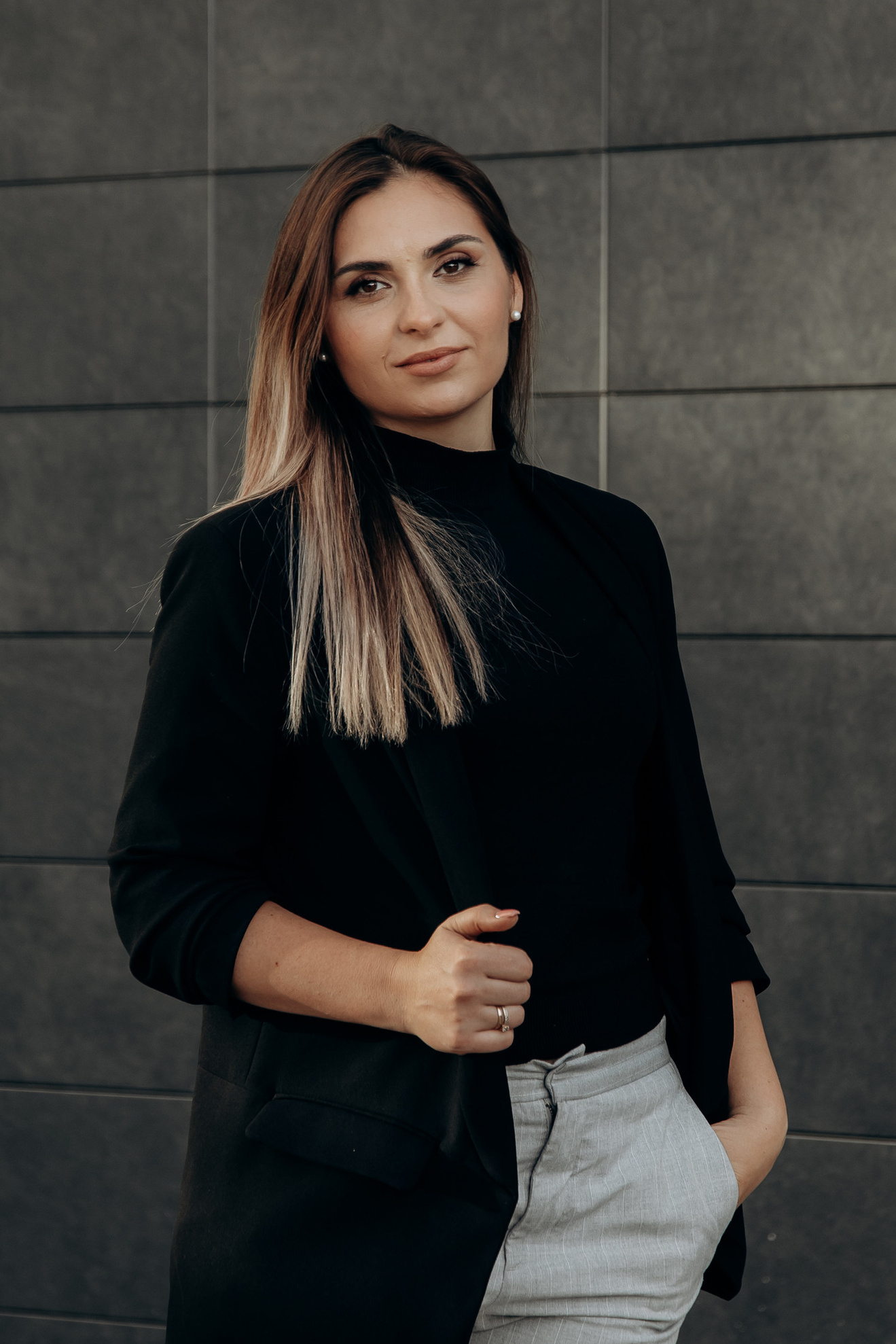 Контакти. Головна