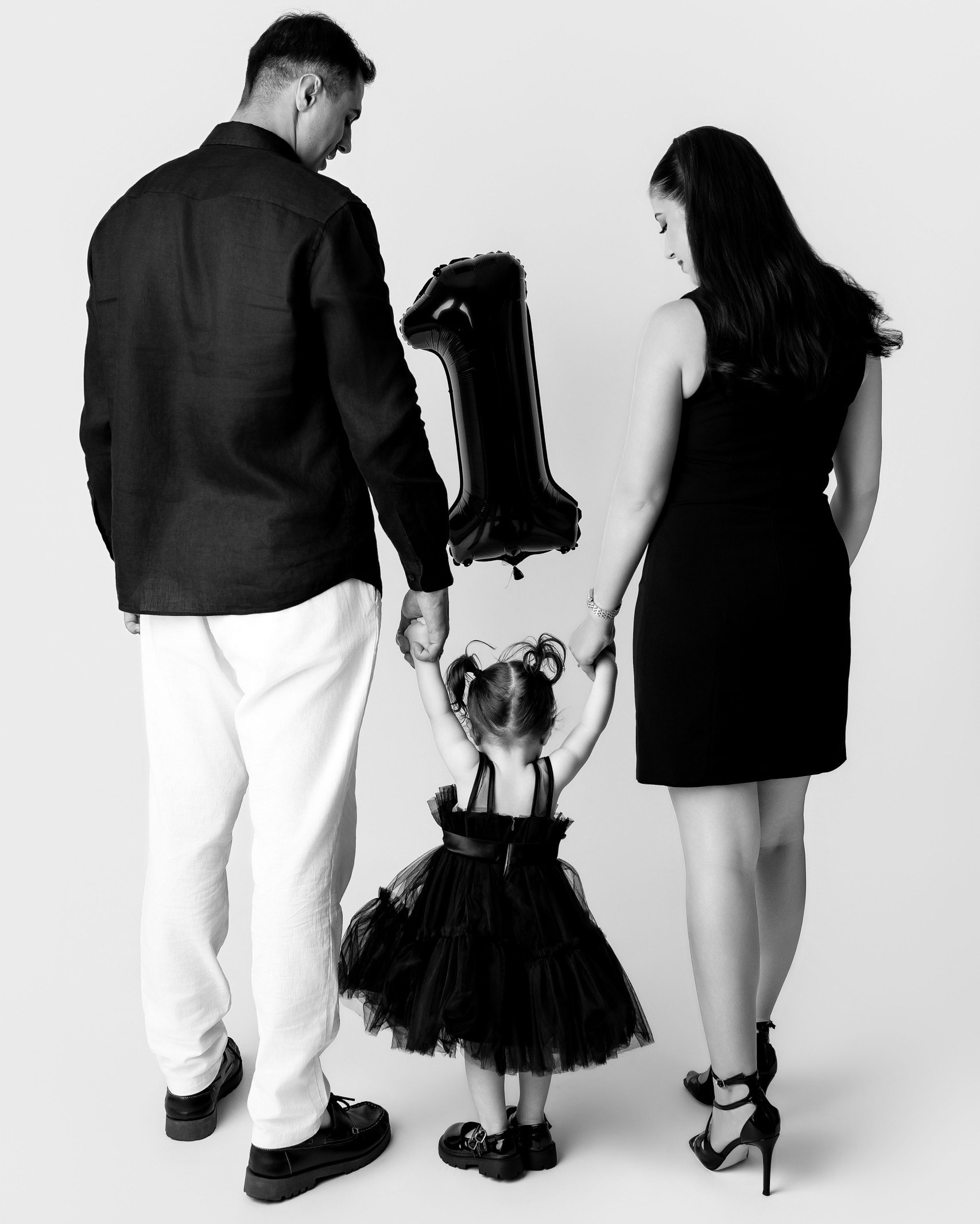 Minimalist Birthday Photoshoot in Berlin
