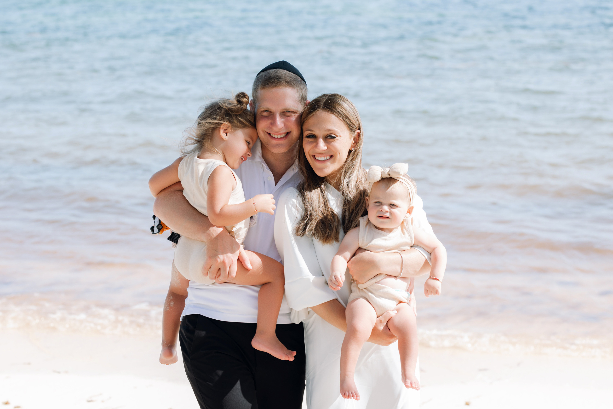 Family Photoshoot for Lori Jaffa: Capturing Moments at Cabesa de Toro