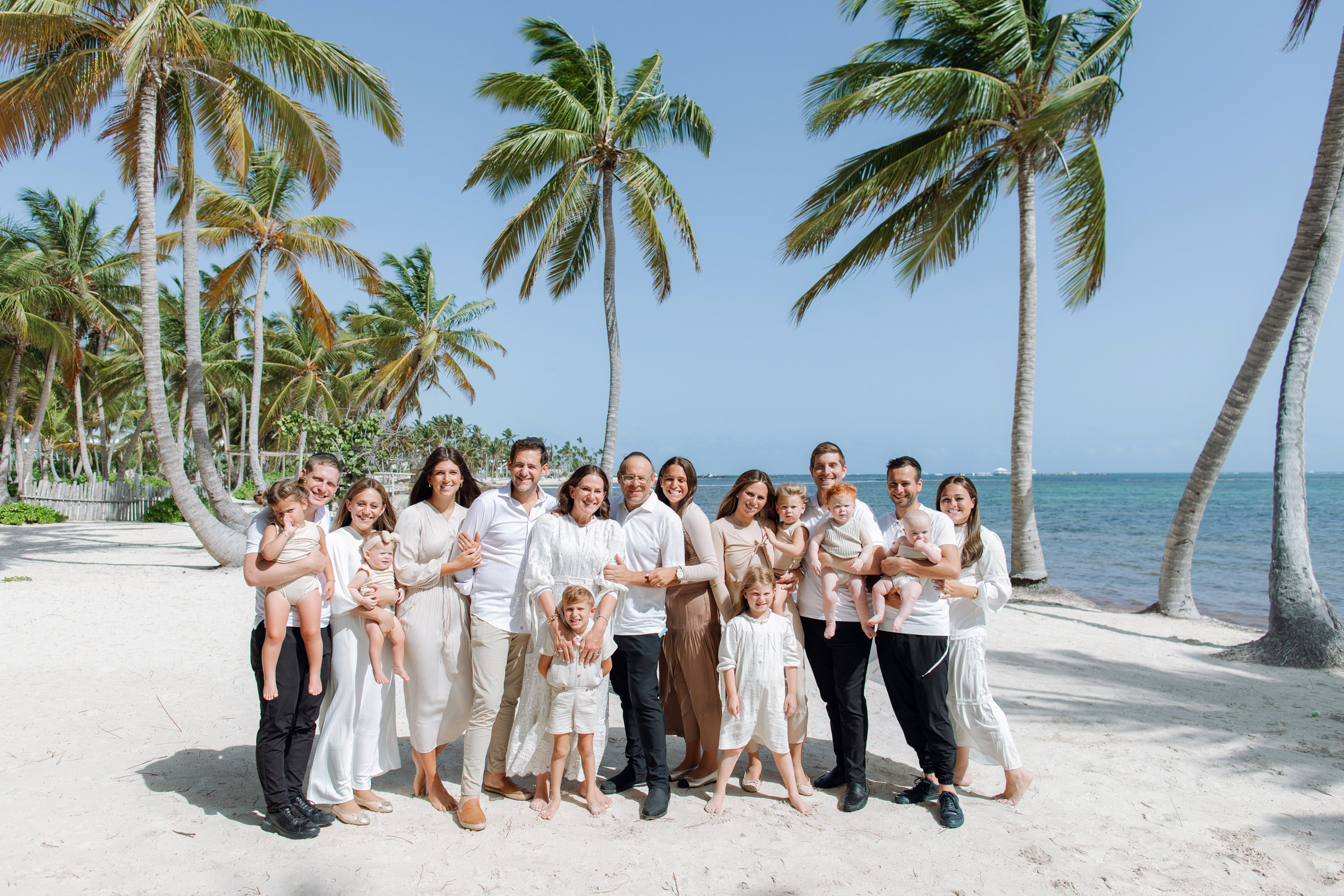 Family Photoshoot for Lori Jaffa: Capturing Moments at Cabesa de Toro