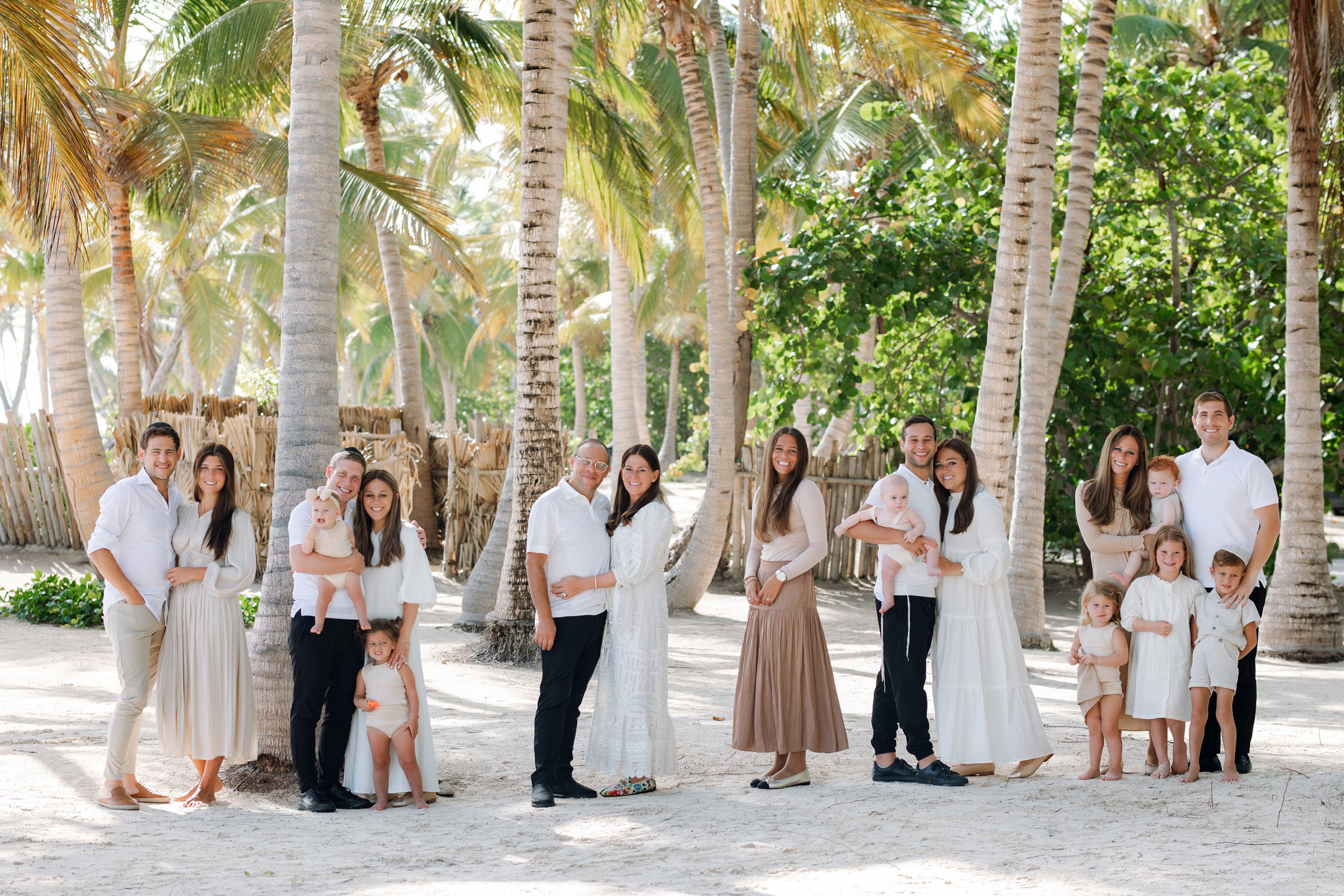 Family Photoshoot for Lori Jaffa: Capturing Moments at Cabesa de Toro